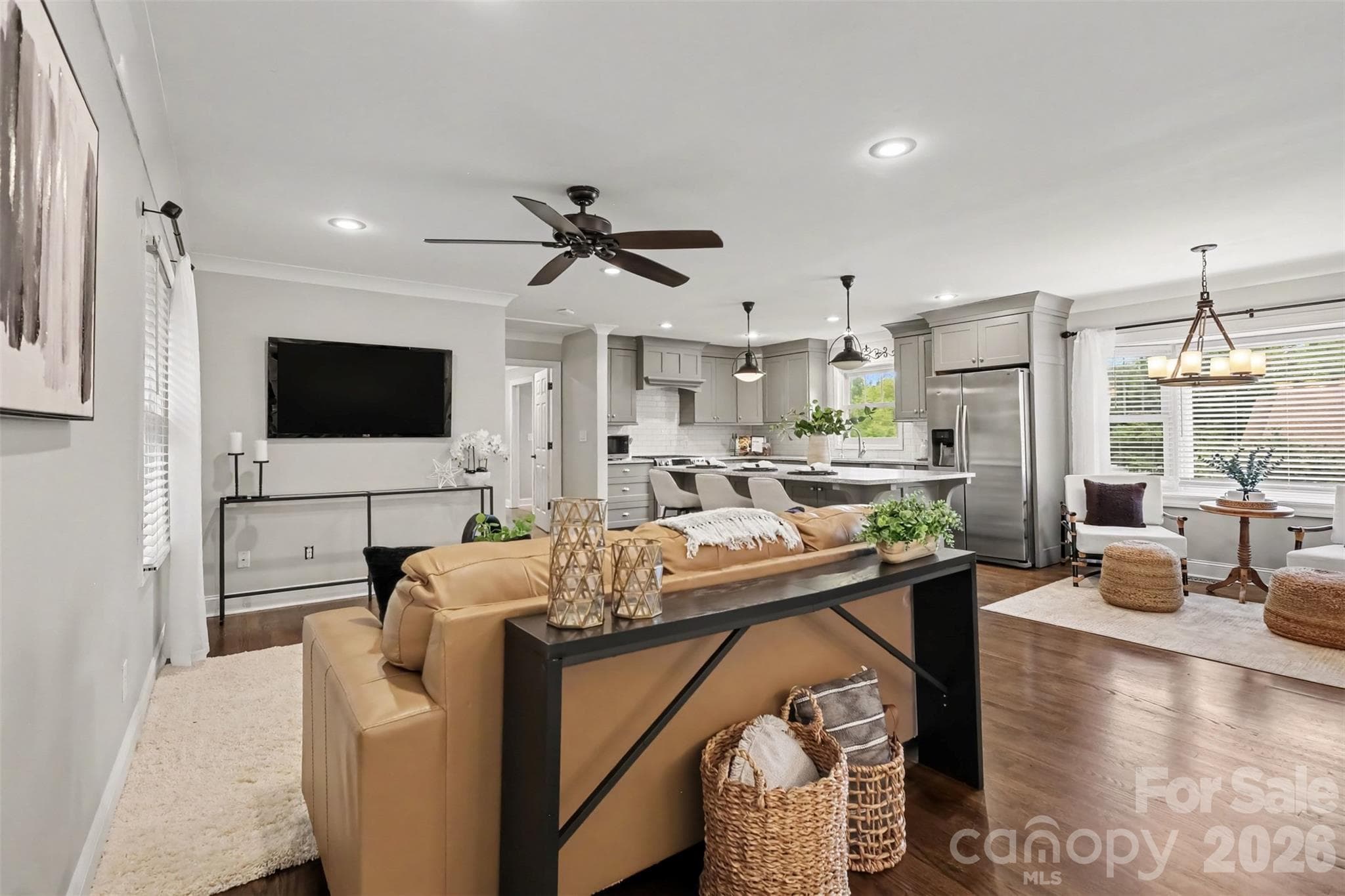 Single Family Residence at 21334 Sandy Cove Road, Cornelius, photo 7 of 36