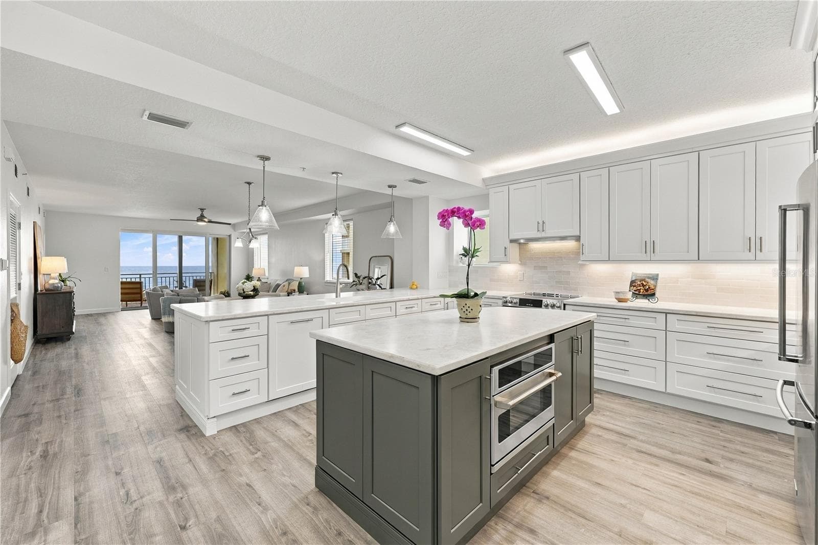 Gourmet Kitchen with Island - 80 SURFVIEW DR #524, PALM COAST