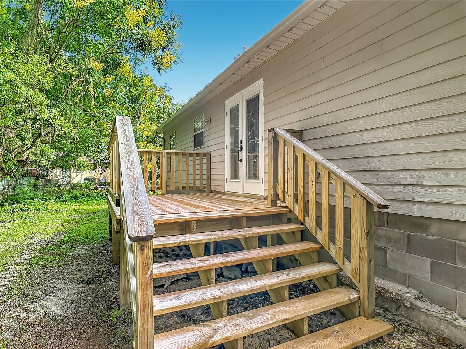 Single Family Residence at 411 COLLINS CT, ORANGE CITY, photo 28 of 34