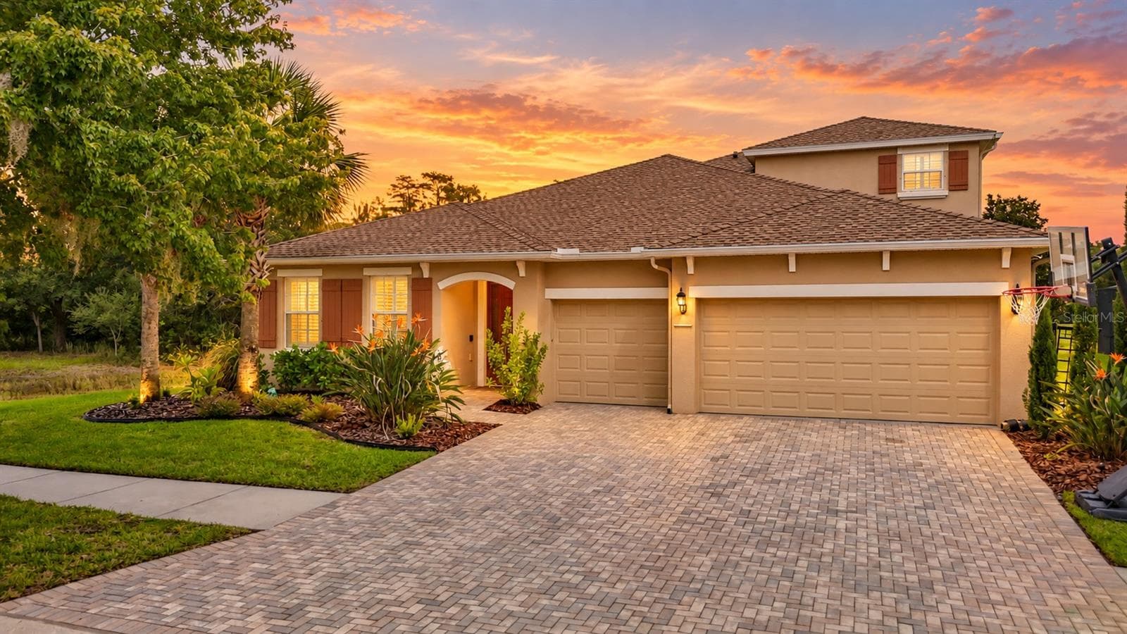 3117 MAJESTIC VIEW DR