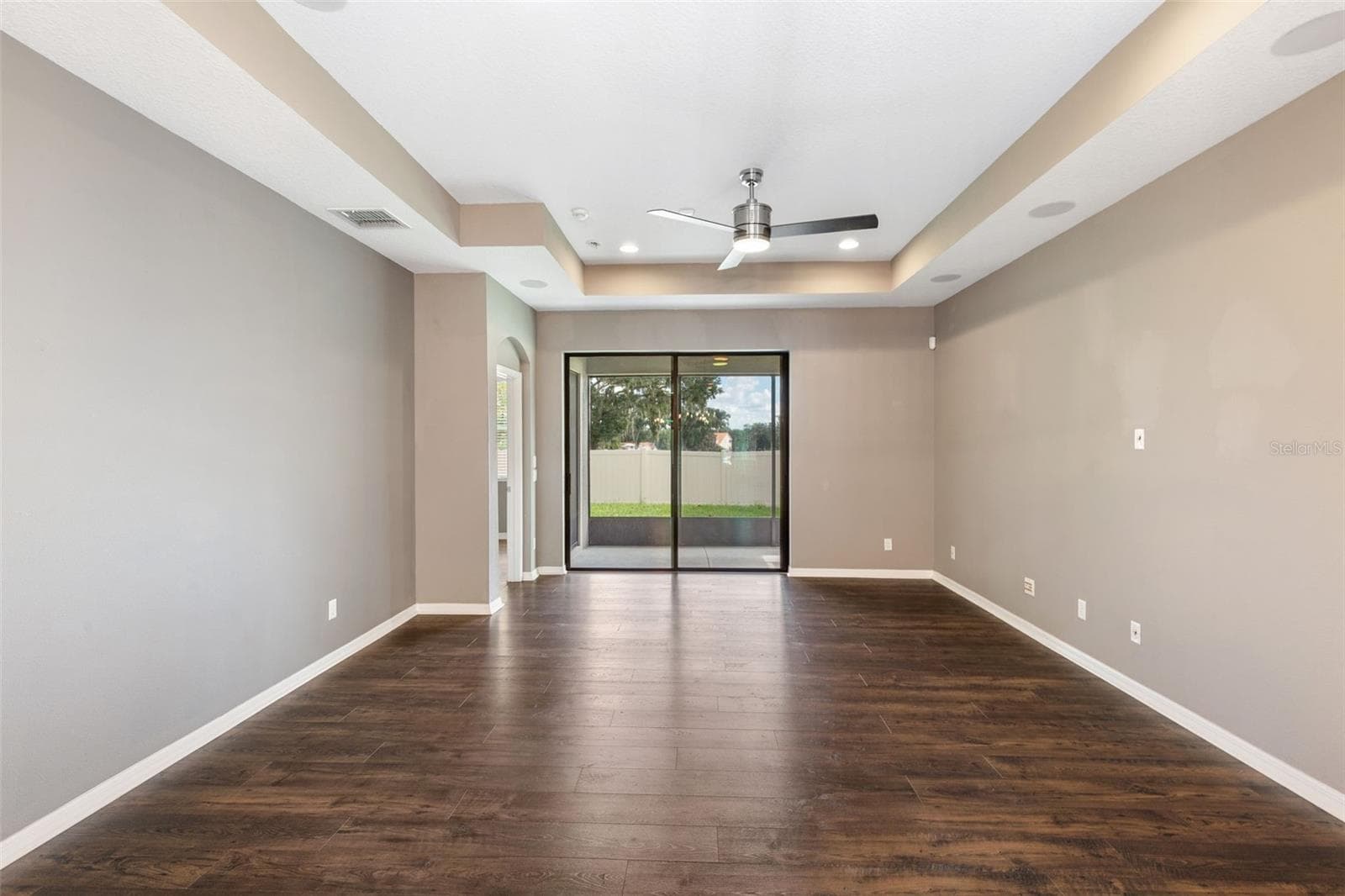 Single Family Residence at 10438 ARBOR GROVES PL, RIVERVIEW, photo 20 of 60