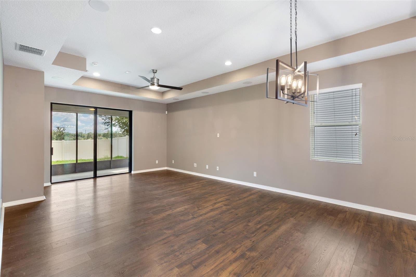 Single Family Residence at 10438 ARBOR GROVES PL, RIVERVIEW, photo 21 of 60