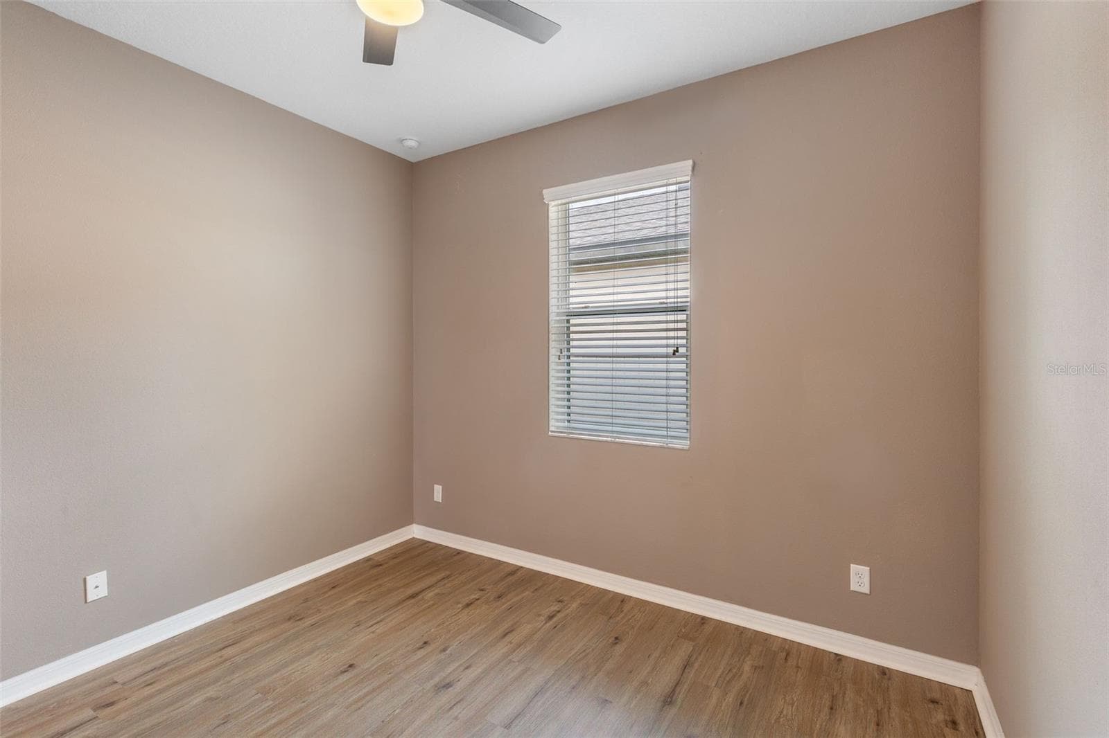 Single Family Residence at 10438 ARBOR GROVES PL, RIVERVIEW, photo 32 of 60
