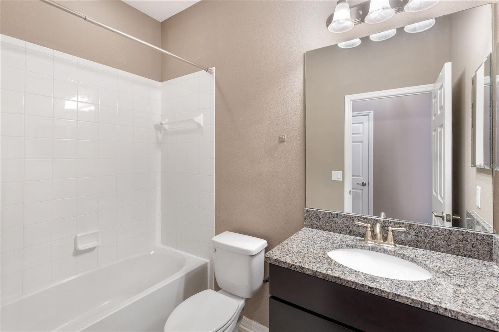 Single Family Residence at 10438 ARBOR GROVES PL, RIVERVIEW, photo 36 of 60