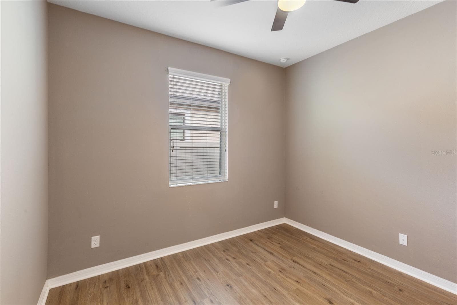 Single Family Residence at 10438 ARBOR GROVES PL, RIVERVIEW, photo 39 of 60