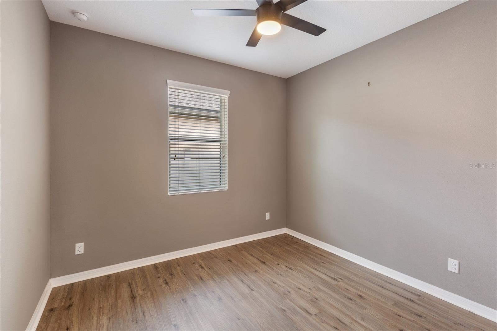 Single Family Residence at 10438 ARBOR GROVES PL, RIVERVIEW, photo 41 of 60