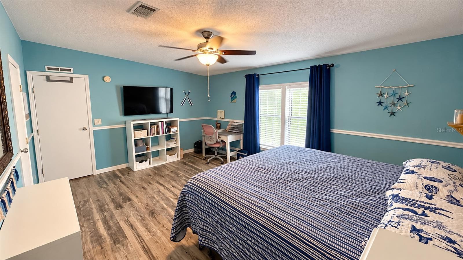 Manufactured Home at 12831 HAWK HILL DR, THONOTOSASSA, photo 11 of 32