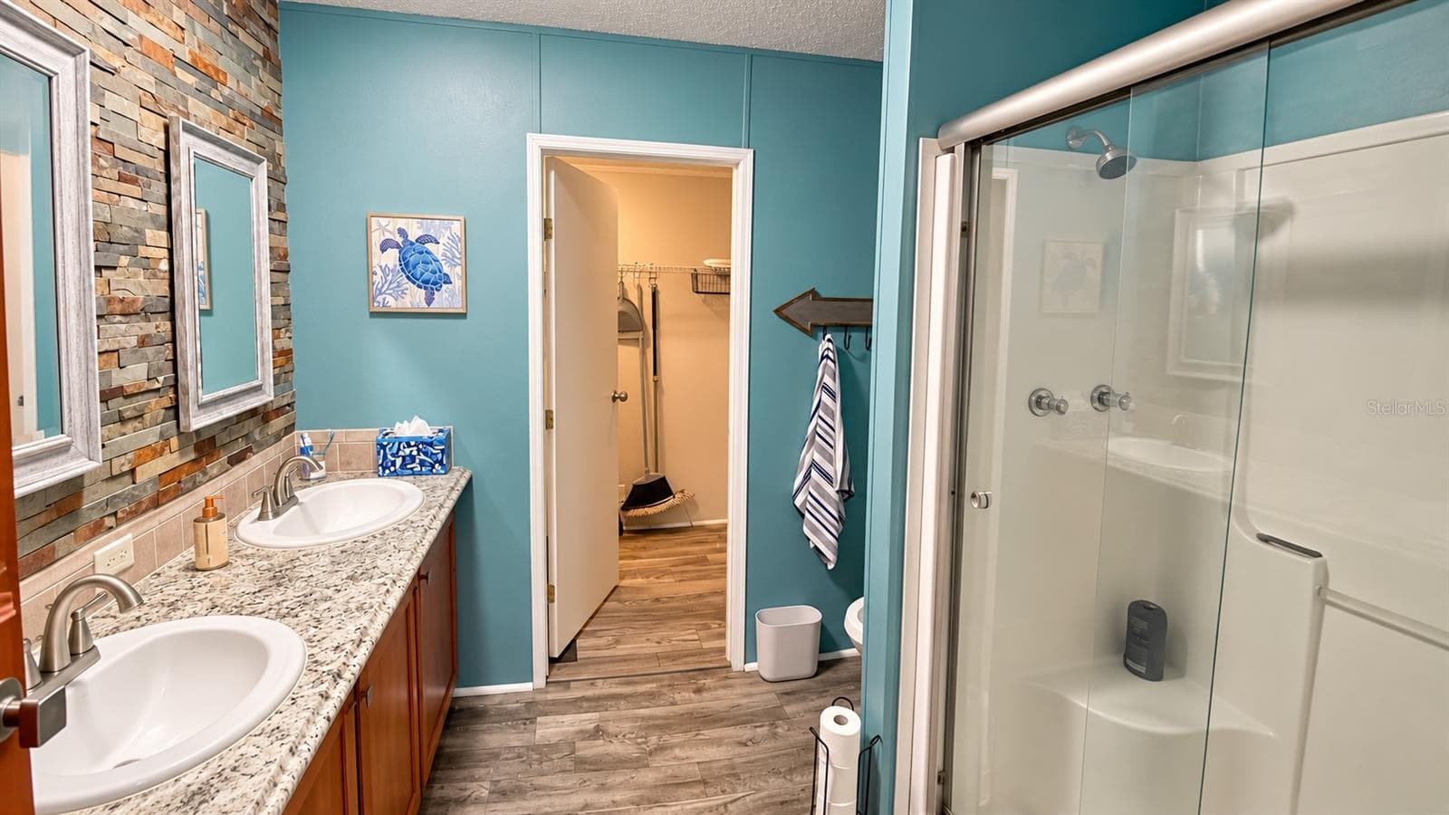 Manufactured Home at 12831 HAWK HILL DR, THONOTOSASSA, photo 14 of 32