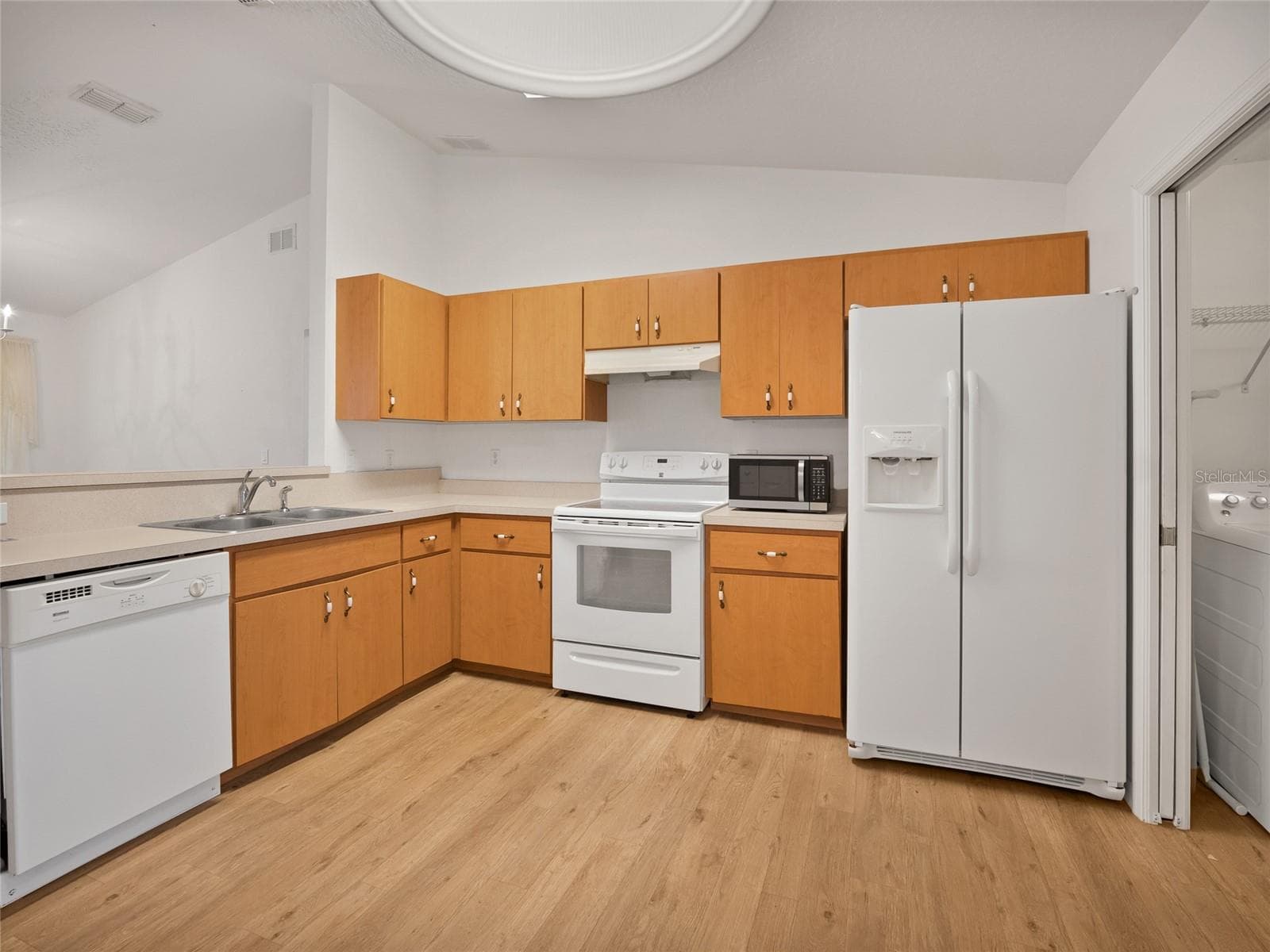 Kitchen - 5045 NW 32ND PL, OCALA
