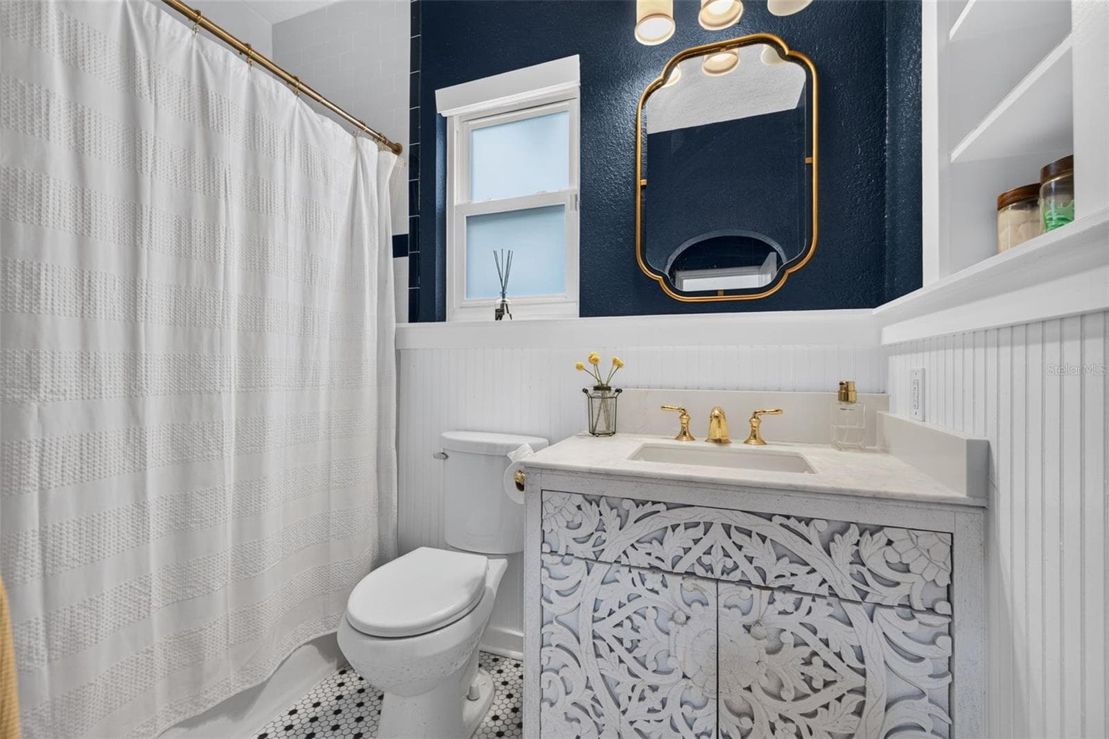 Guest Bath - 118 26TH AVE N, ST PETERSBURG