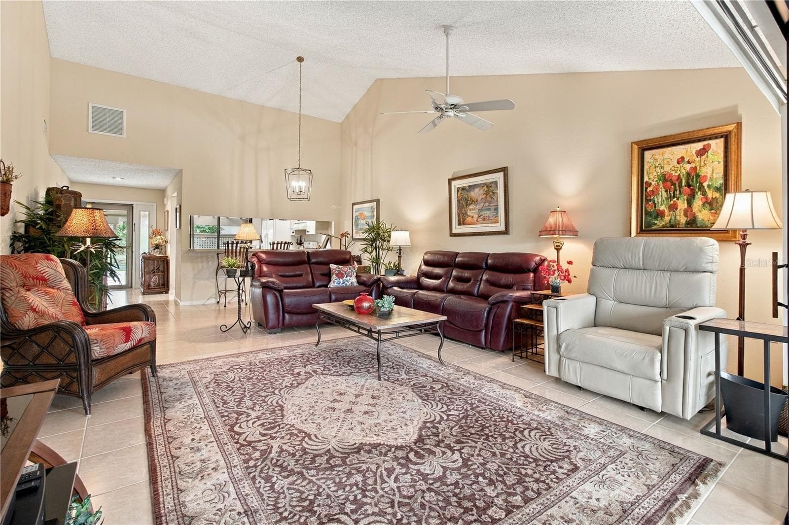Family Room - 3123 SANDLEHEATH #4, SARASOTA