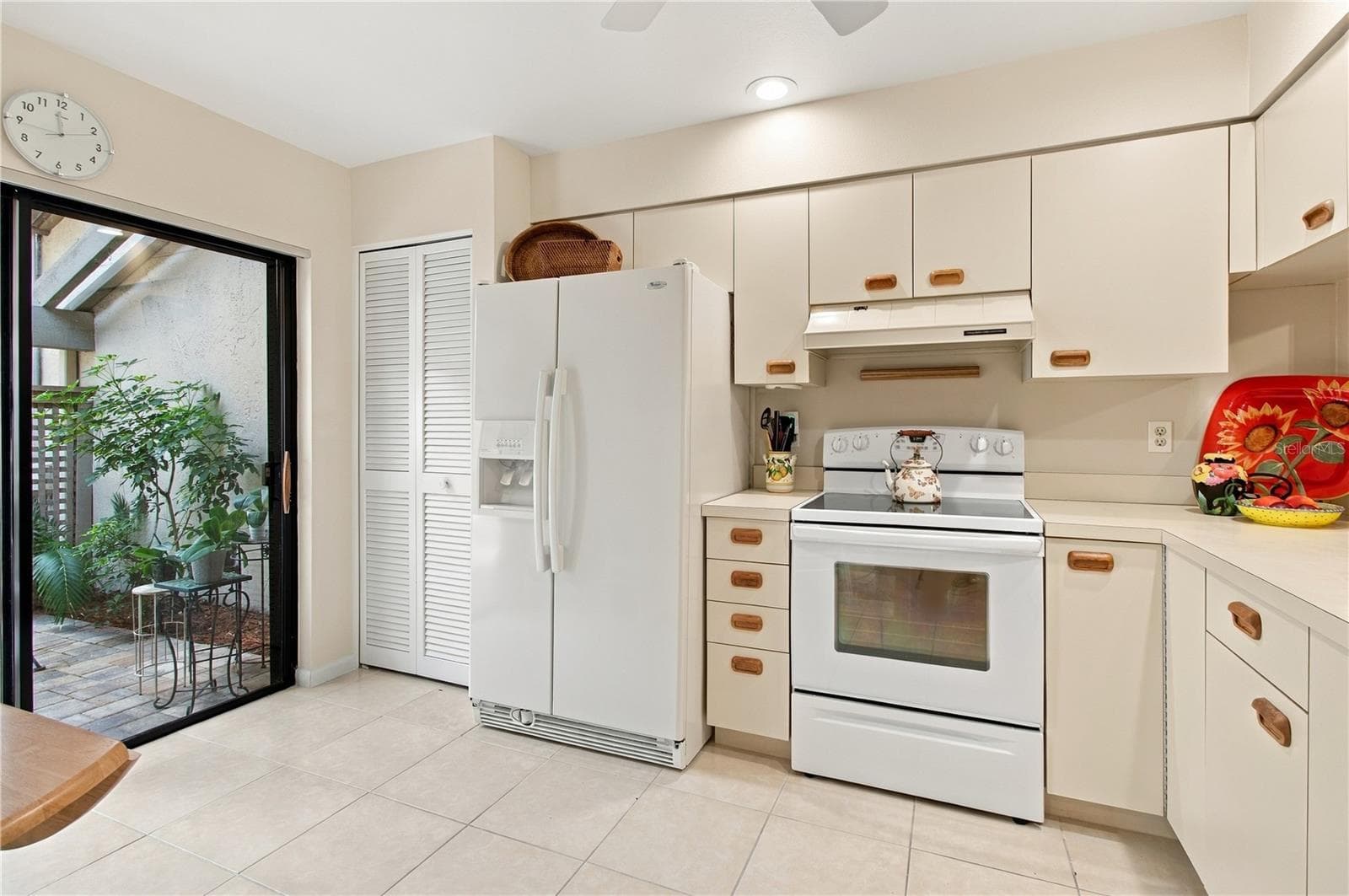 Kitchen - 3123 SANDLEHEATH #4, SARASOTA