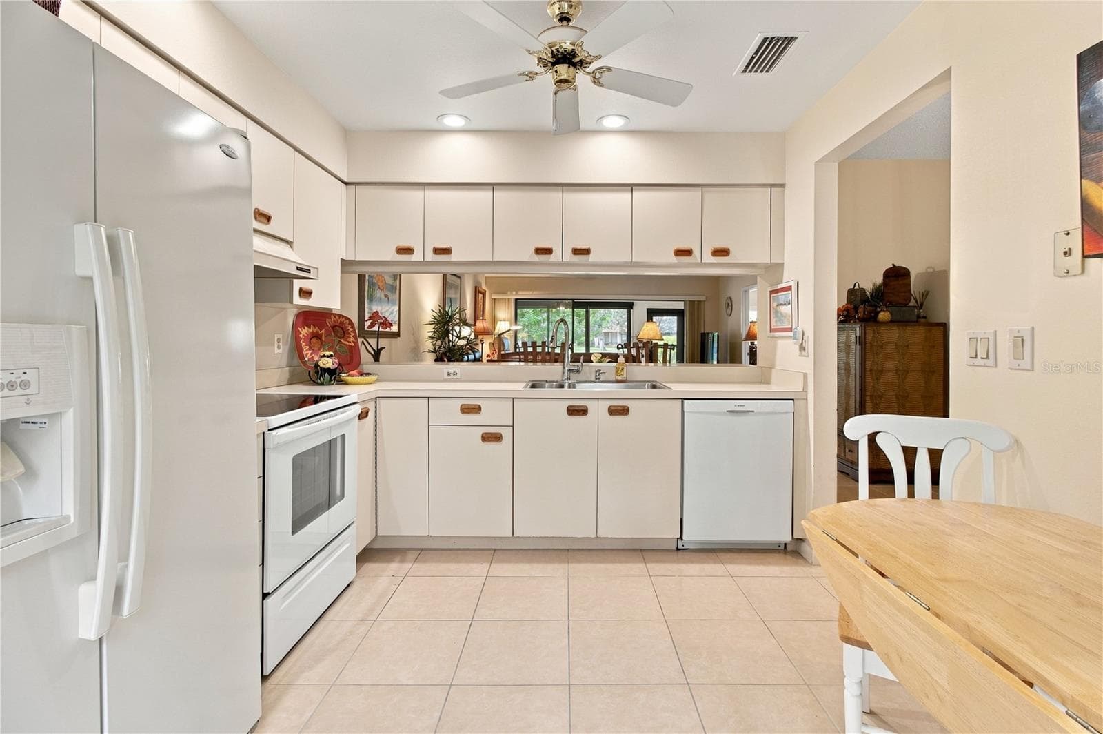 Kitchen - 3123 SANDLEHEATH #4, SARASOTA