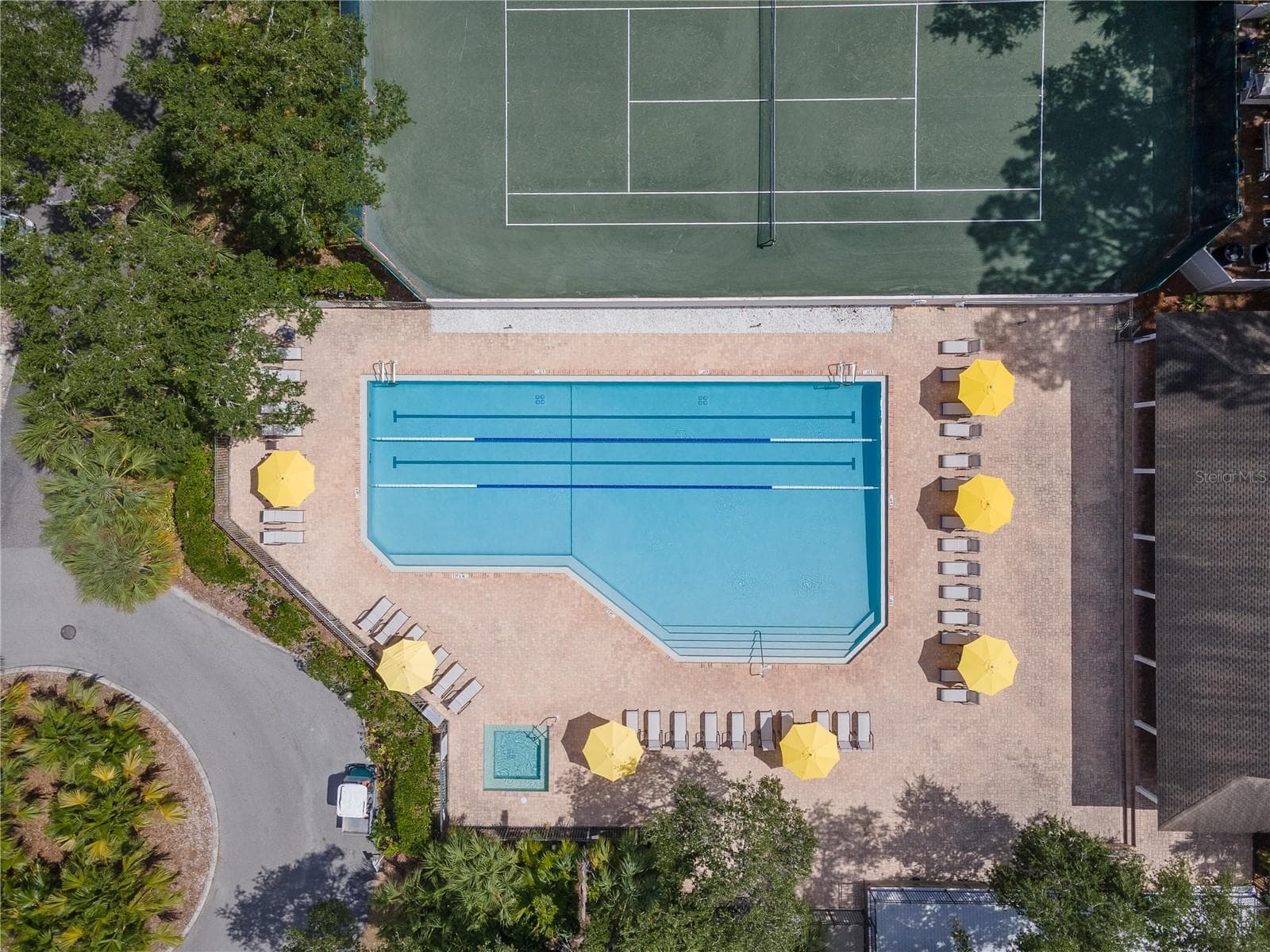 MCA Pool - 3123 SANDLEHEATH #4, SARASOTA