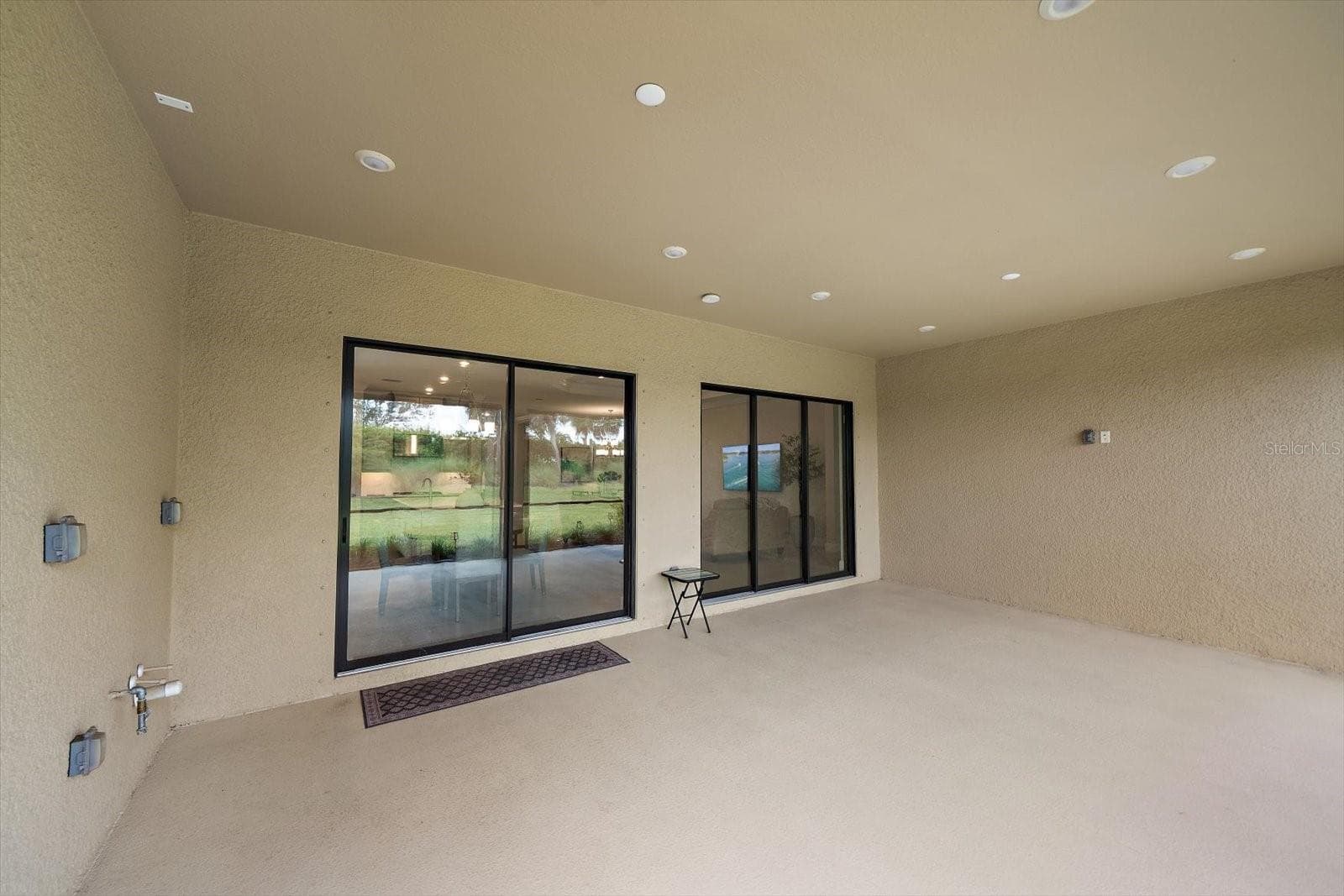 Extended Lanai - 10128 MORNING MIST LN, SARASOTA