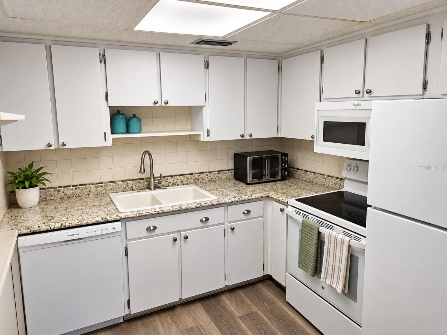 Condominium at 11620 PARK BLVD #303, SEMINOLE, photo 10 of 36
