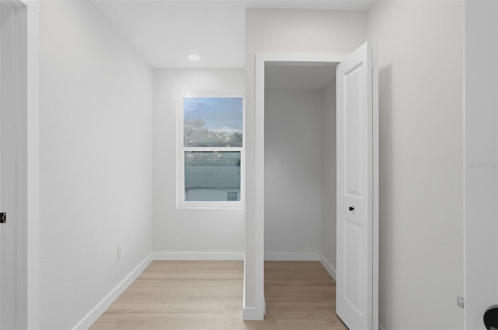 3rd Floor Laundry closet - 2144 5TH AVE N, ST PETERSBURG