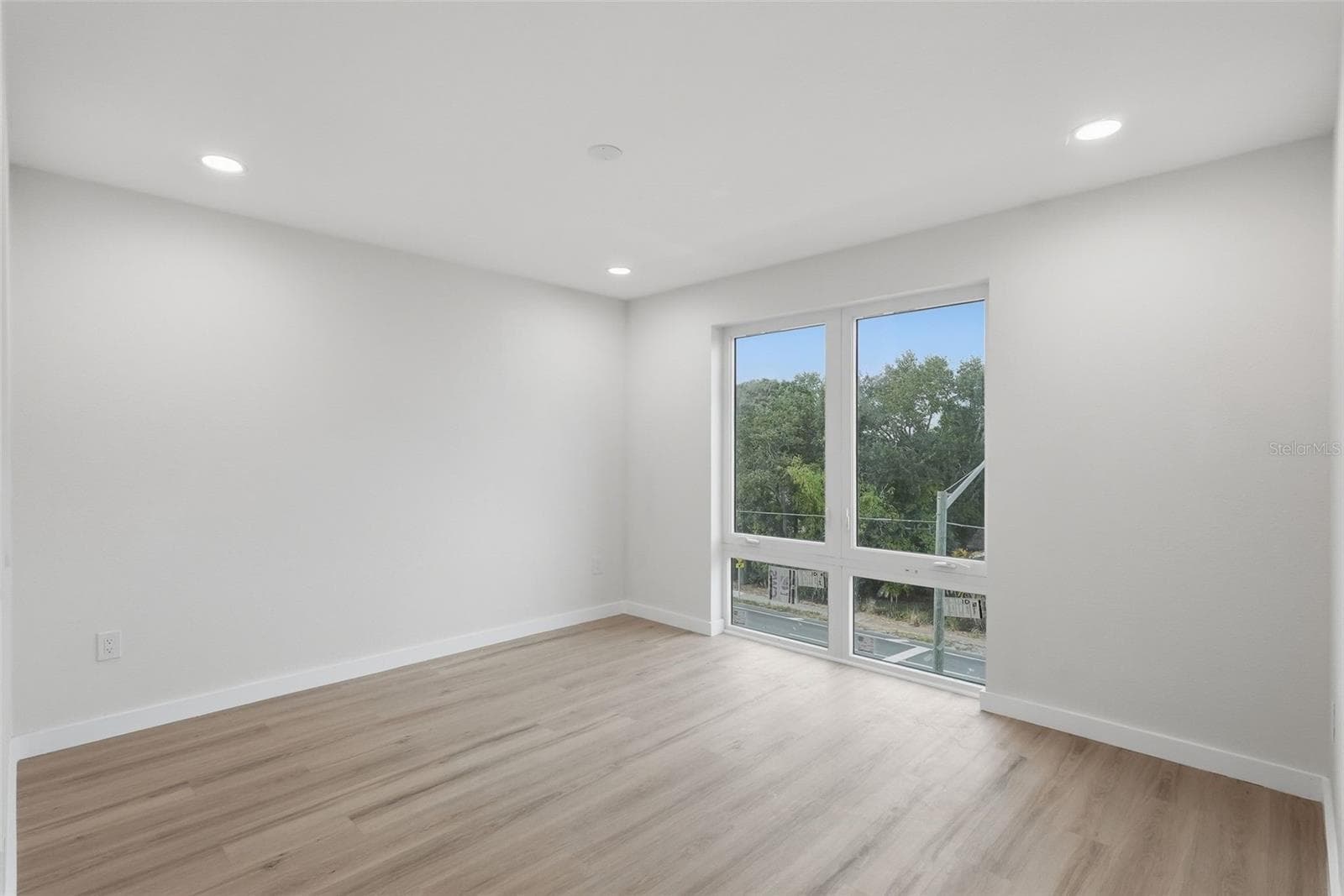 2nd bedroom - 3rd Floor - 2144 5TH AVE N, ST PETERSBURG