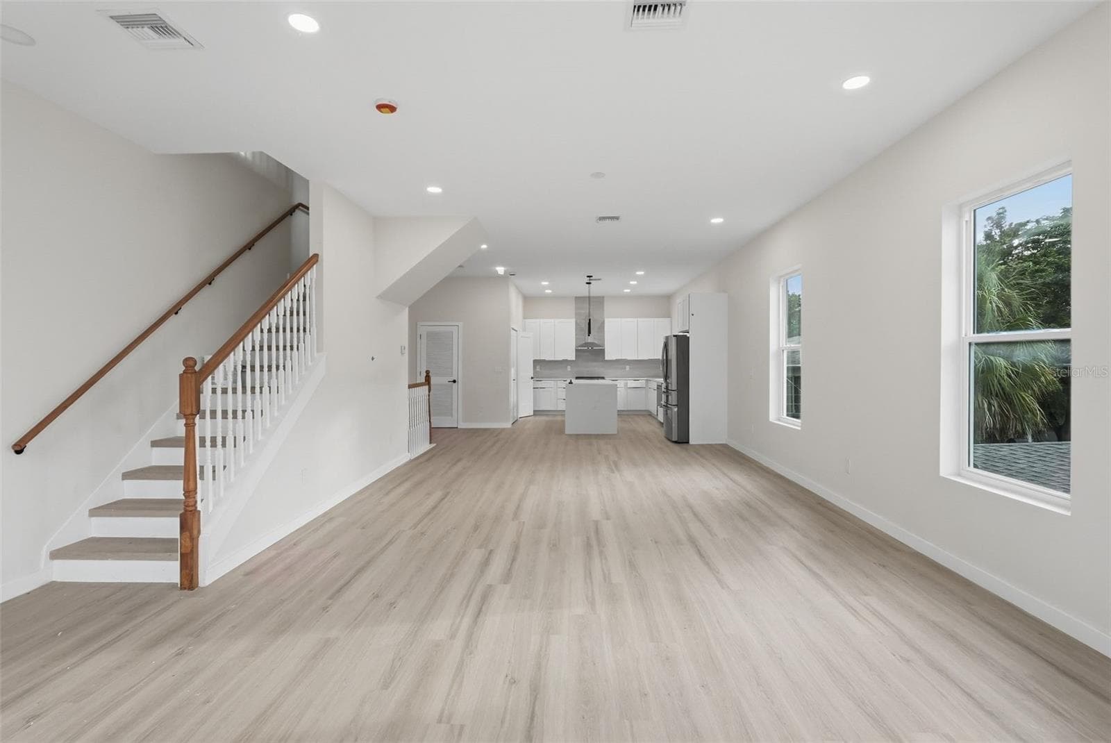 2nd Floor living space - 2144 5TH AVE N, ST PETERSBURG