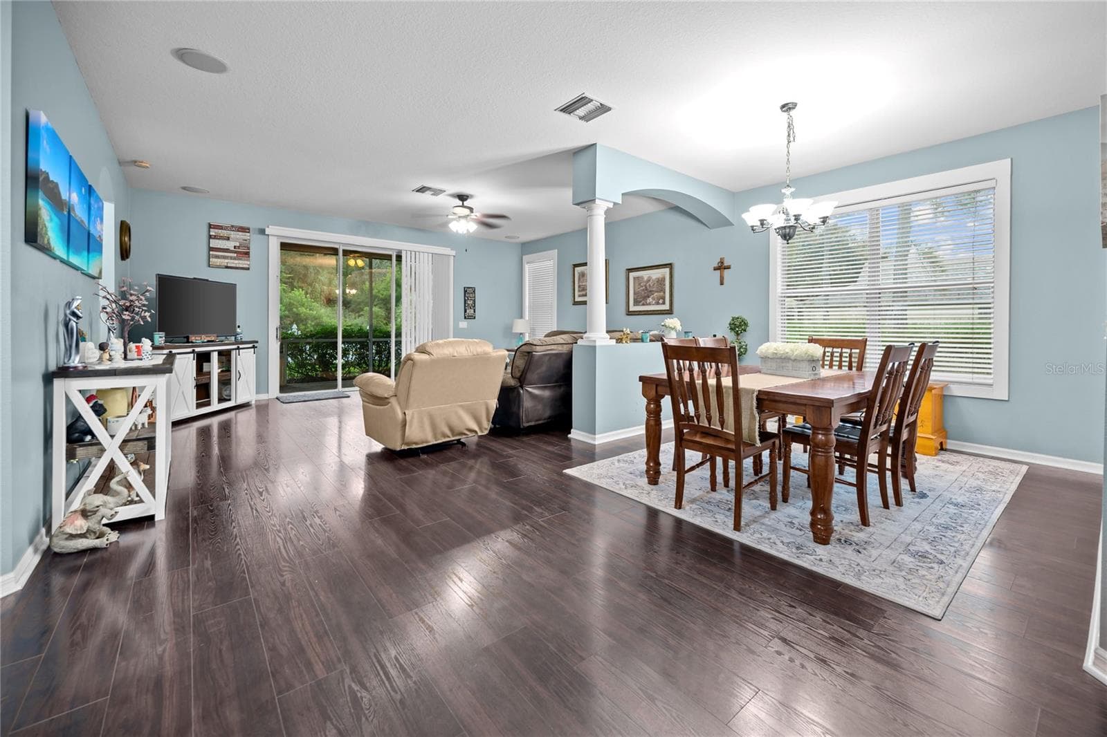 Single Family Residence at 27537 EDENFIELD DR, WESLEY CHAPEL, photo 9 of 42