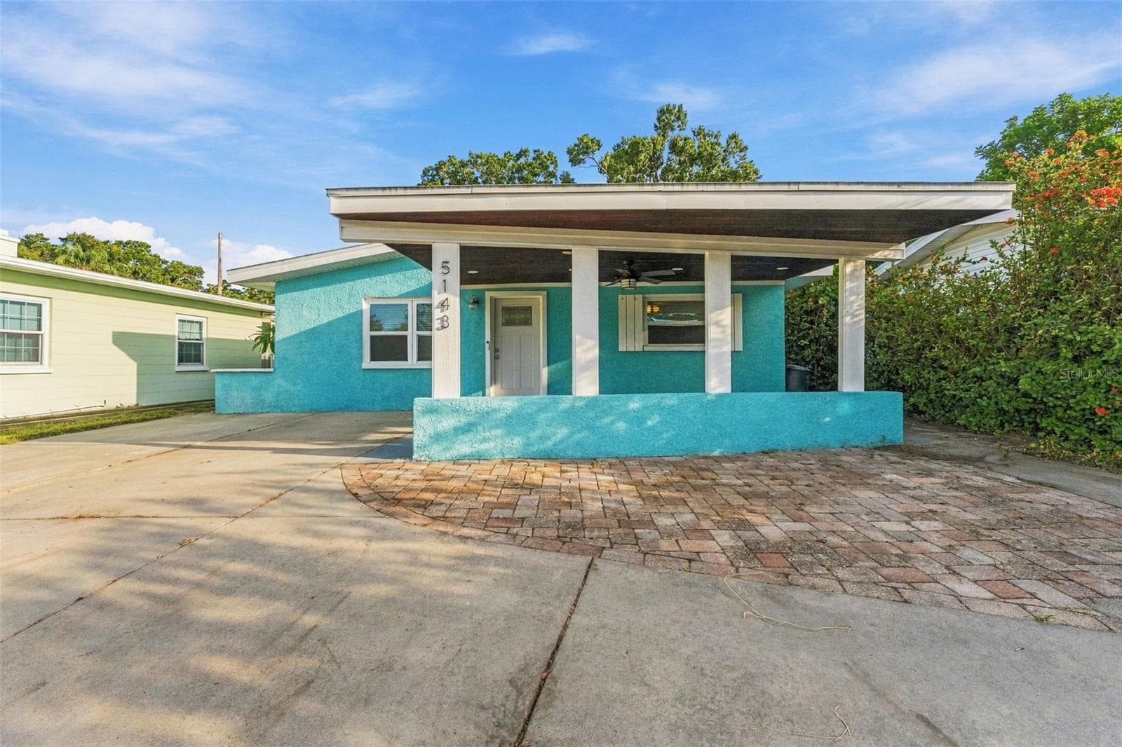 Single Family Residence at 5143 NEWTON AVE S, GULFPORT, photo 2 of 22