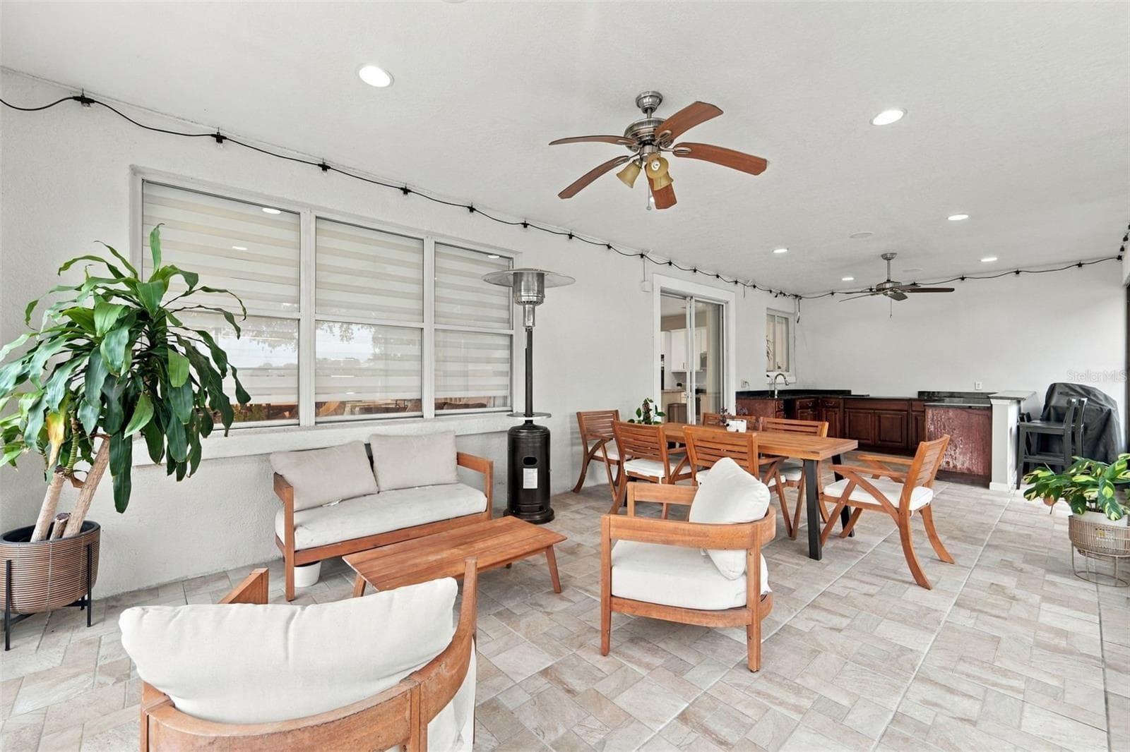 Single Family Residence at 506 BERRY JAMES CT, KISSIMMEE, photo 6 of 33