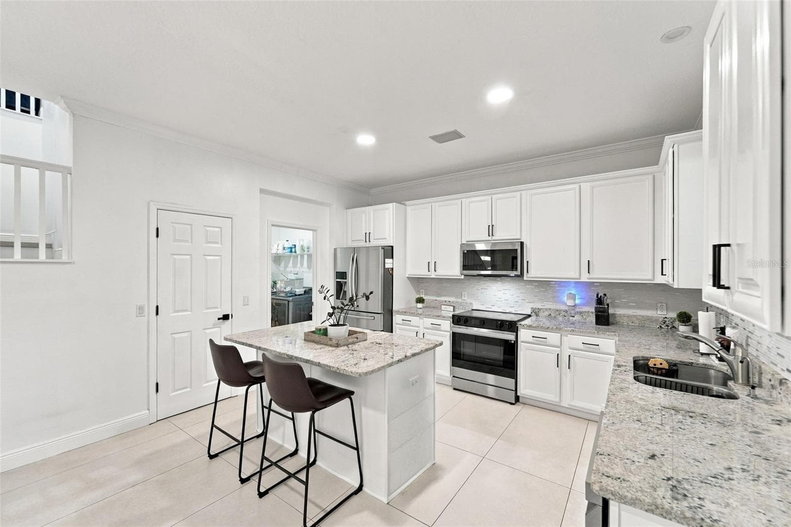 Single Family Residence at 506 BERRY JAMES CT, KISSIMMEE, photo 13 of 33