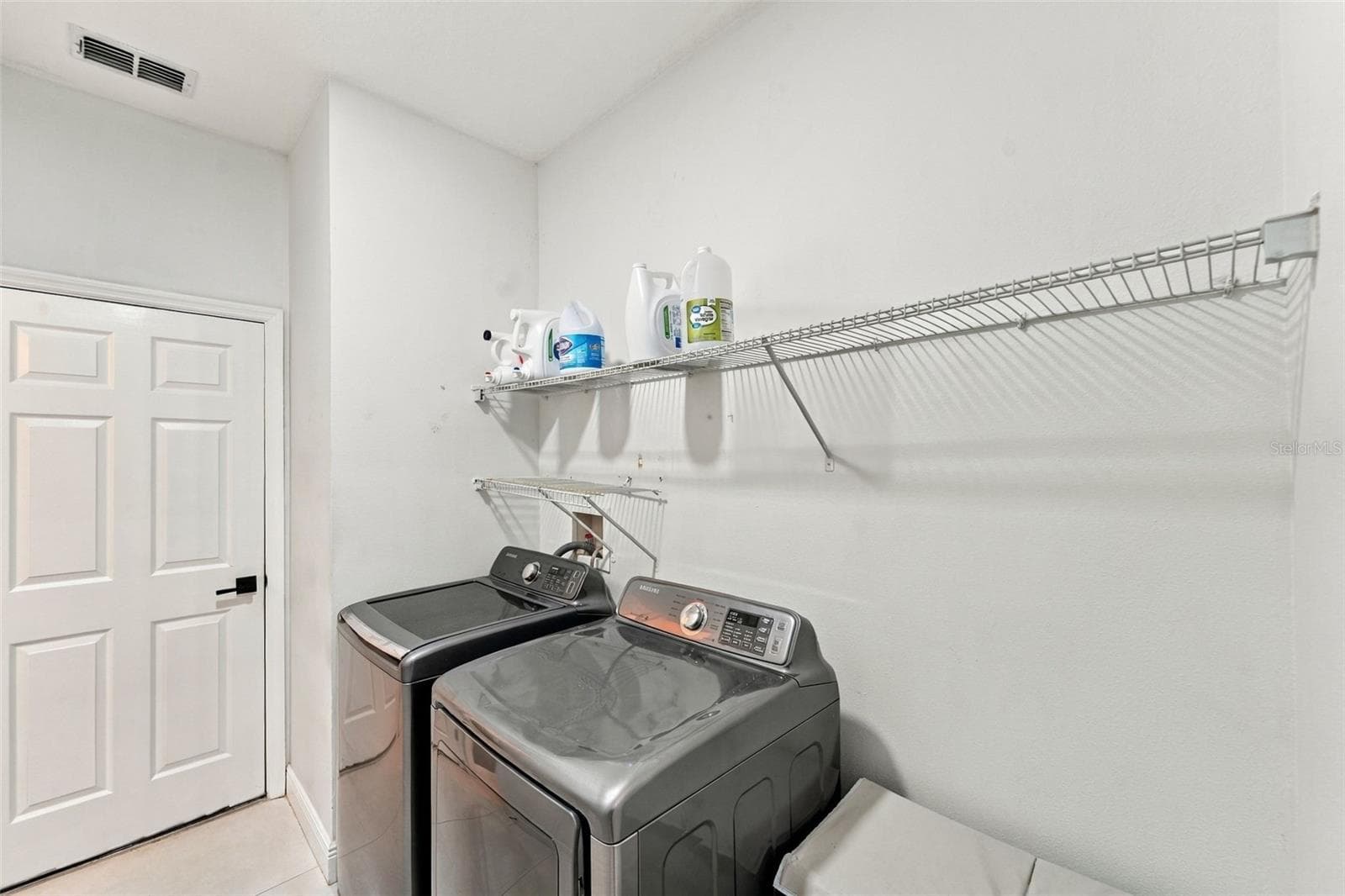 Single Family Residence at 506 BERRY JAMES CT, KISSIMMEE, photo 15 of 33