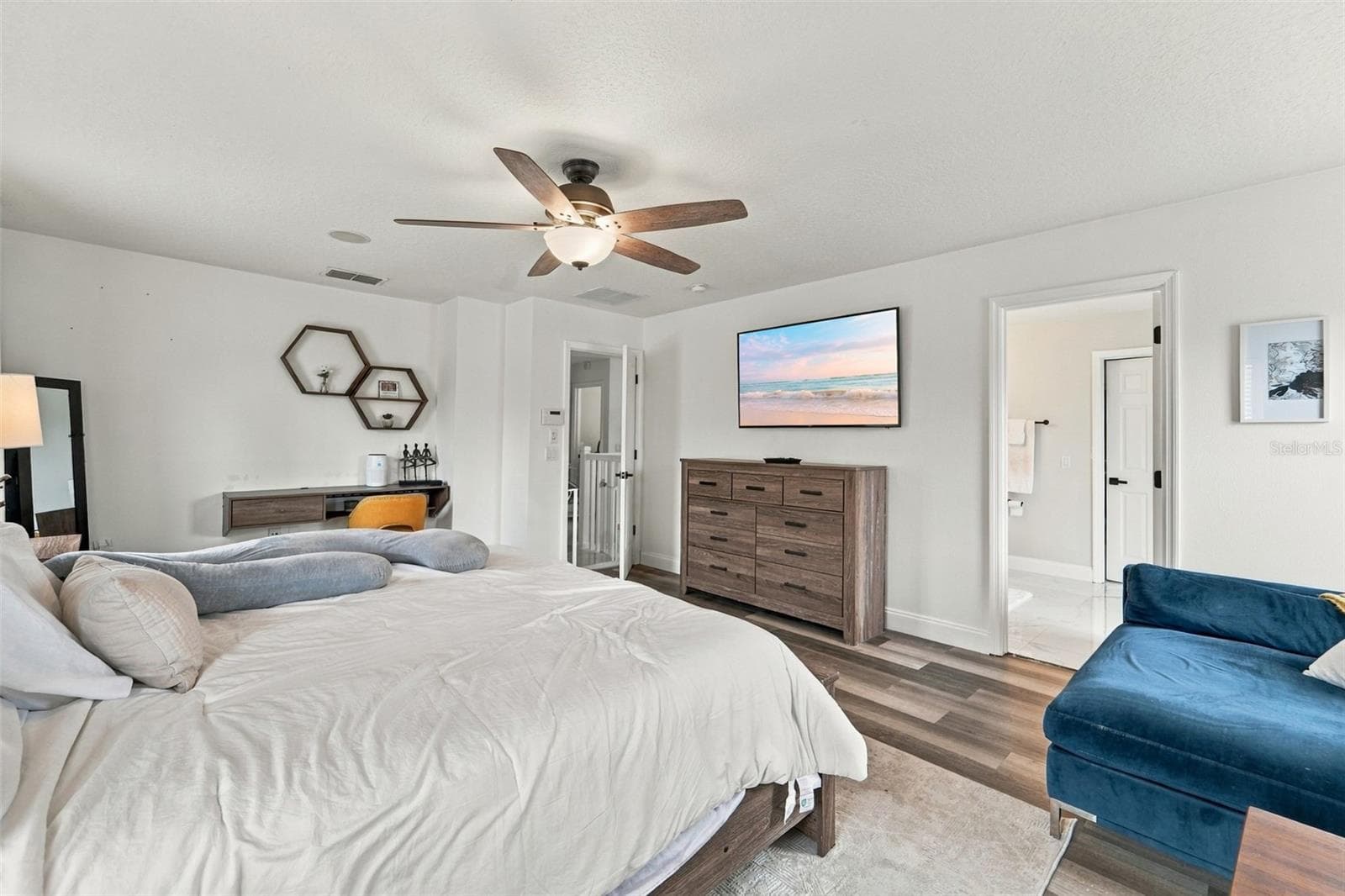 Single Family Residence at 506 BERRY JAMES CT, KISSIMMEE, photo 19 of 33