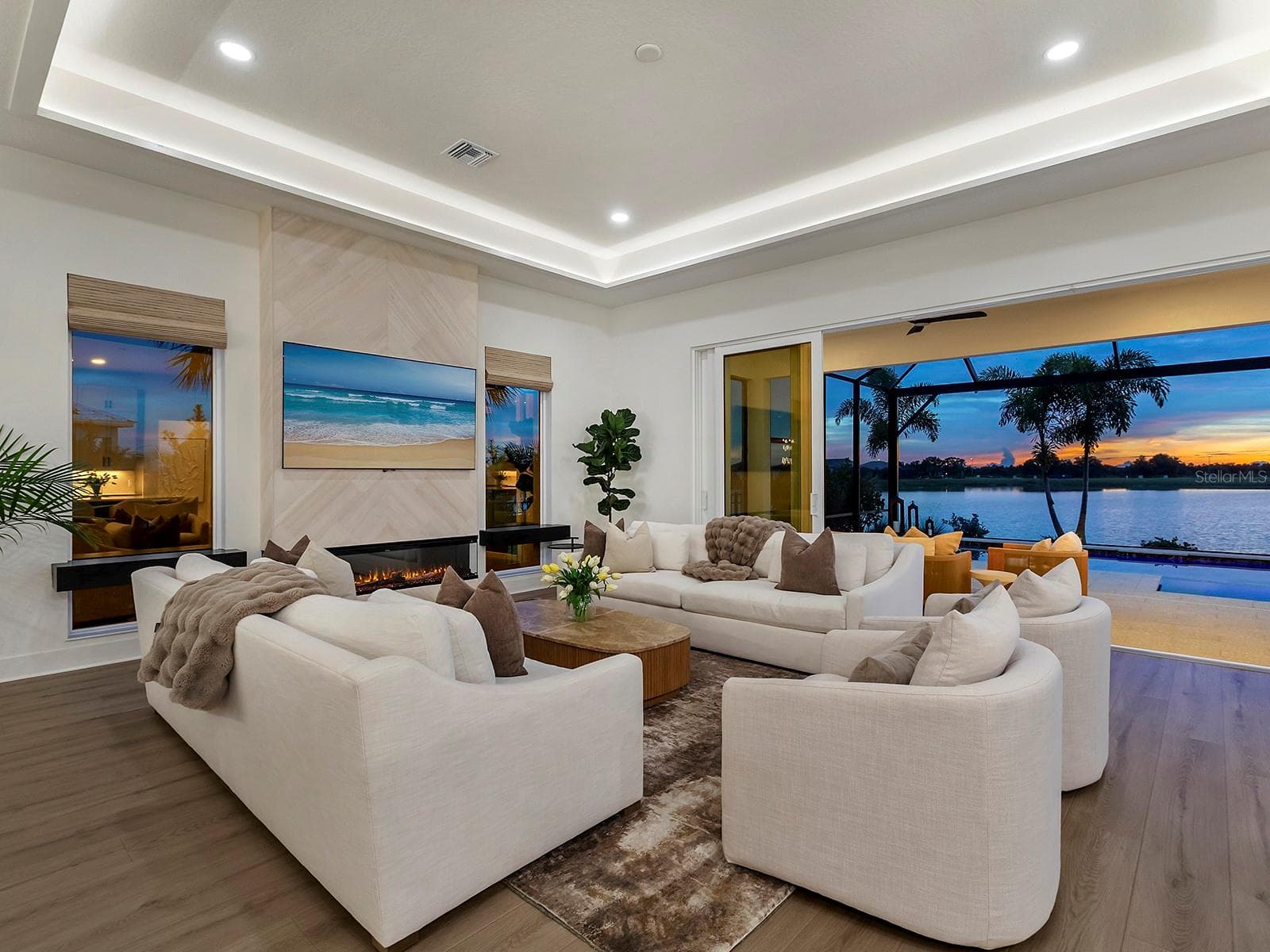Single Family Residence at 1320 IVORY TUSK CIR, SARASOTA, photo 6 of 91