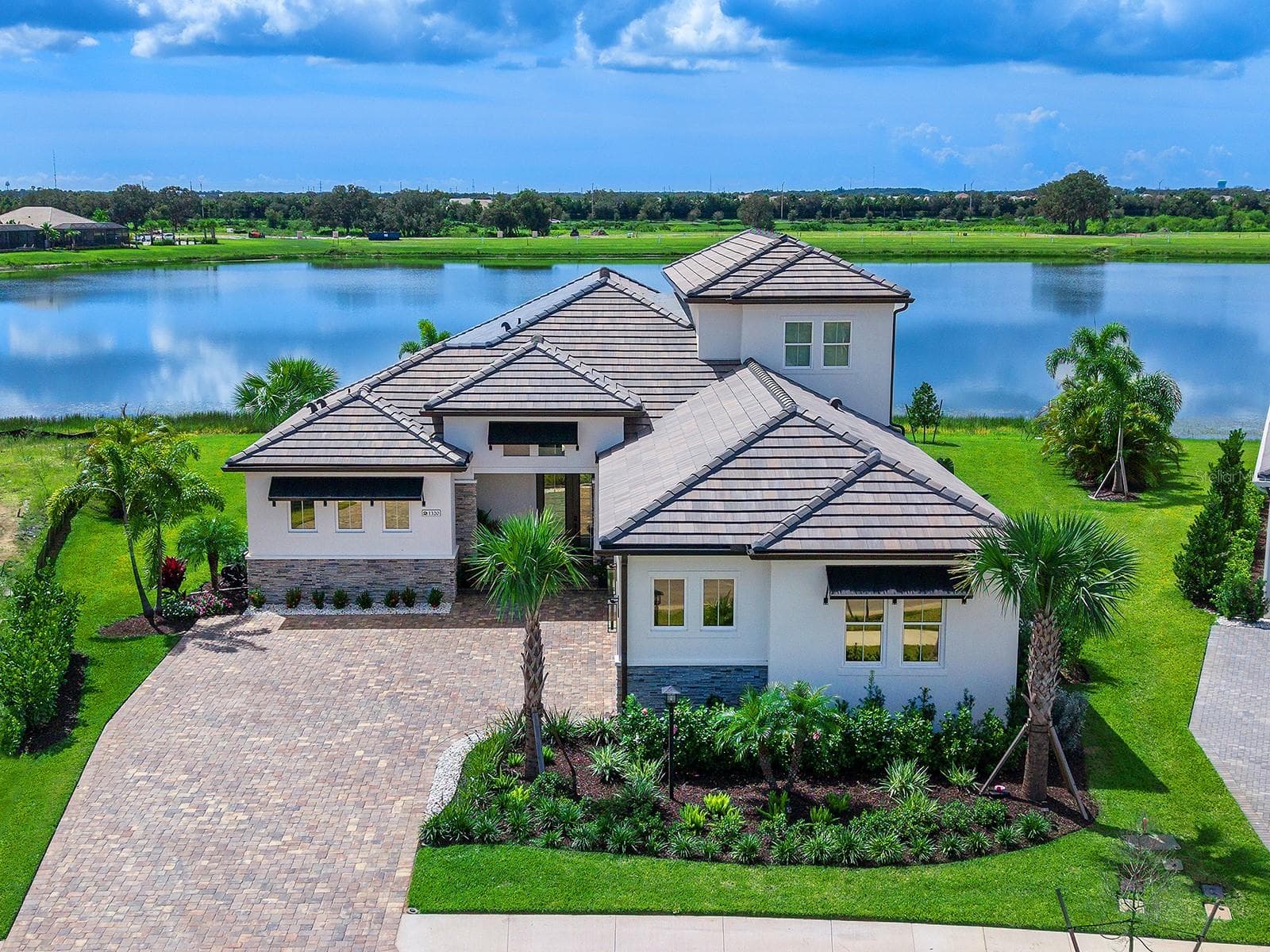 Single Family Residence at 1320 IVORY TUSK CIR, SARASOTA, photo 16 of 91