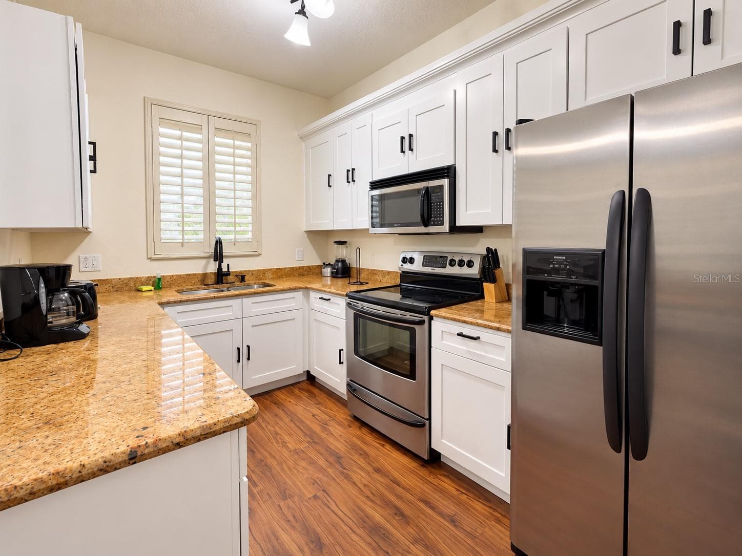 Townhouse at 3632 CALABRIA AVE, DAVENPORT, photo 10 of 34