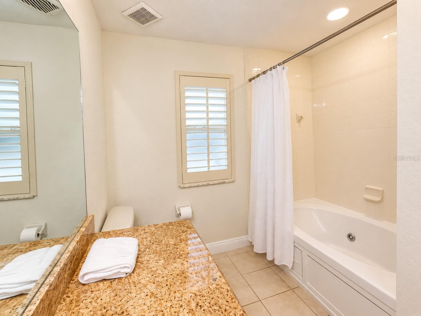 Townhouse at 3632 CALABRIA AVE, DAVENPORT, photo 16 of 34