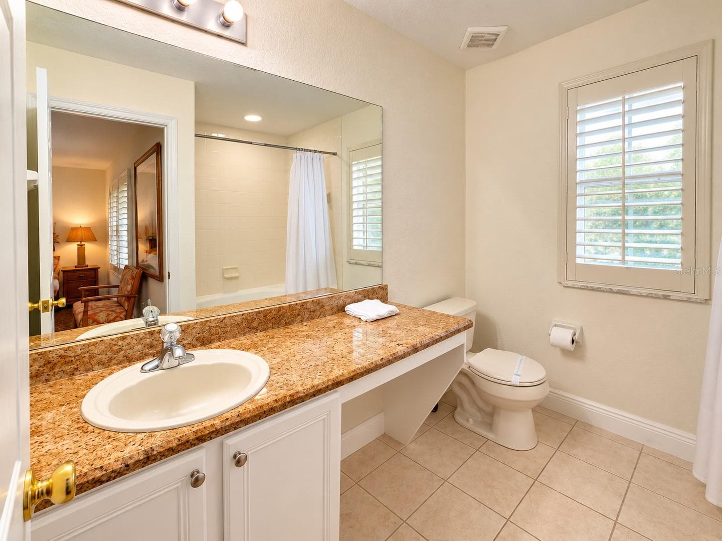 Townhouse at 3632 CALABRIA AVE, DAVENPORT, photo 17 of 34