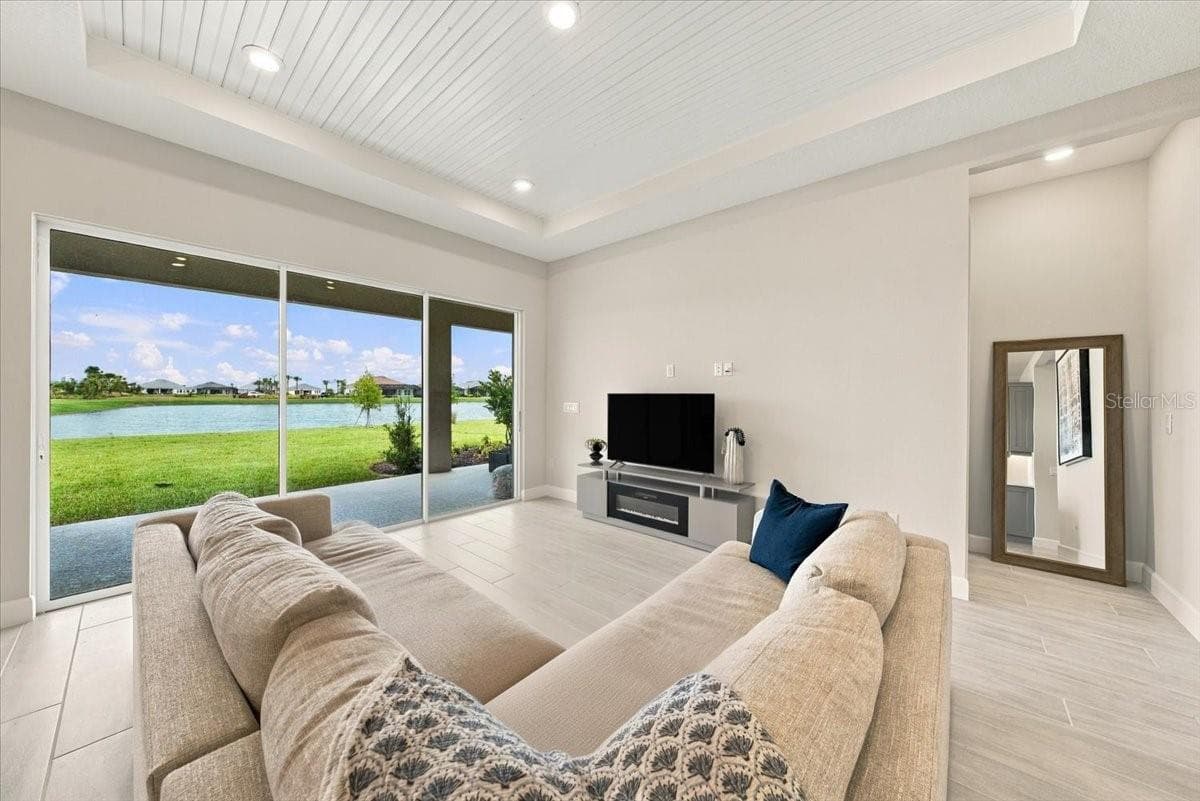 Great Room - Great View! - 13705 IONA AVE, PALMETTO