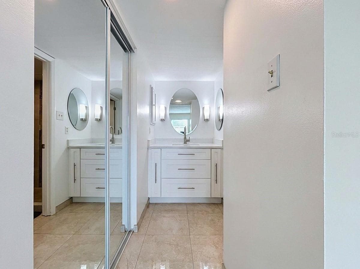 Master bathroom - 1805 MARINER DR #55, TARPON SPRINGS