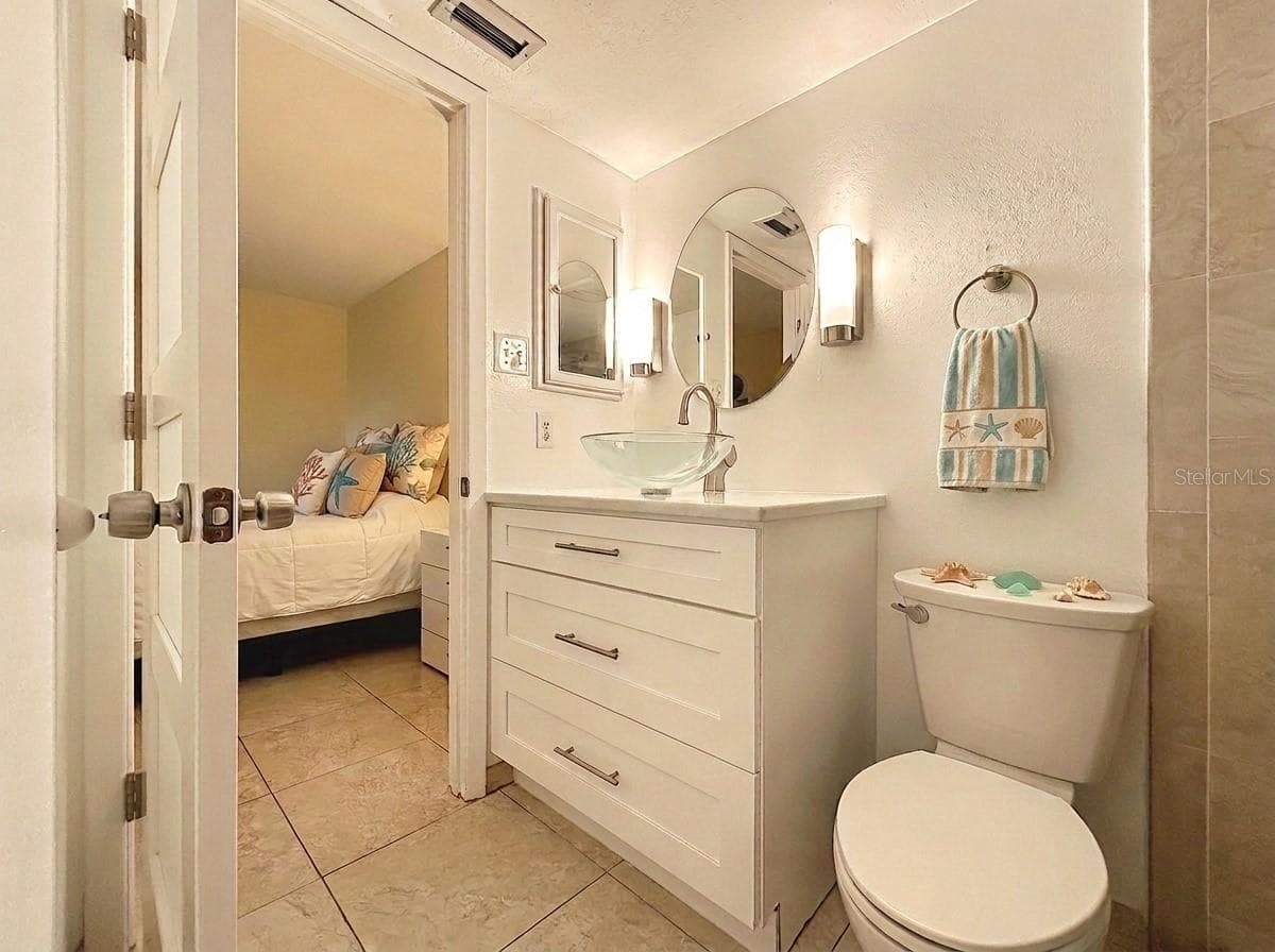 Bathroom 2 - 1805 MARINER DR #55, TARPON SPRINGS