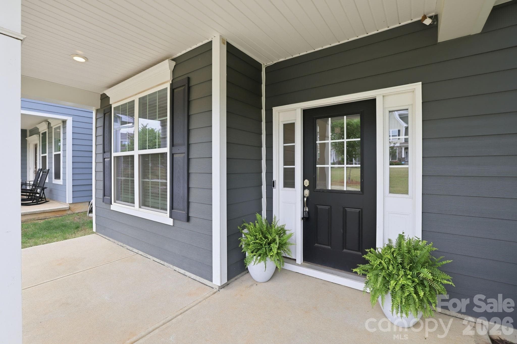Single Family Residence at 8123 Cornhill Avenue, Charlotte, photo 2 of 37