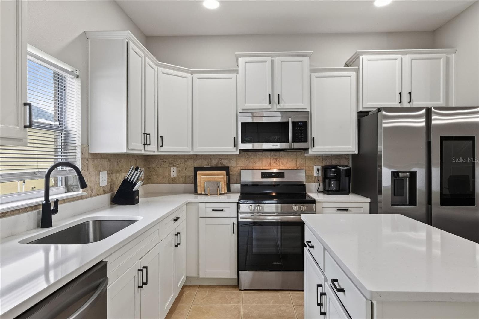 Kitchen - 2729 WALDEN WOODS DR, PLANT CITY
