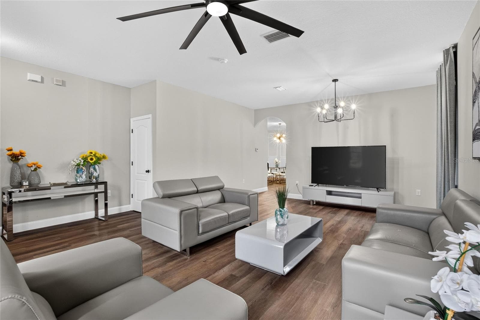 Living Room different view - 2729 WALDEN WOODS DR, PLANT CITY