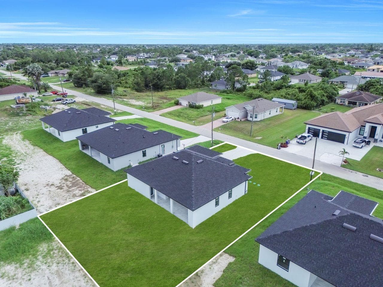 Single Family Residence at 3621 5TH ST SW, LEHIGH ACRES, photo 40 of 44