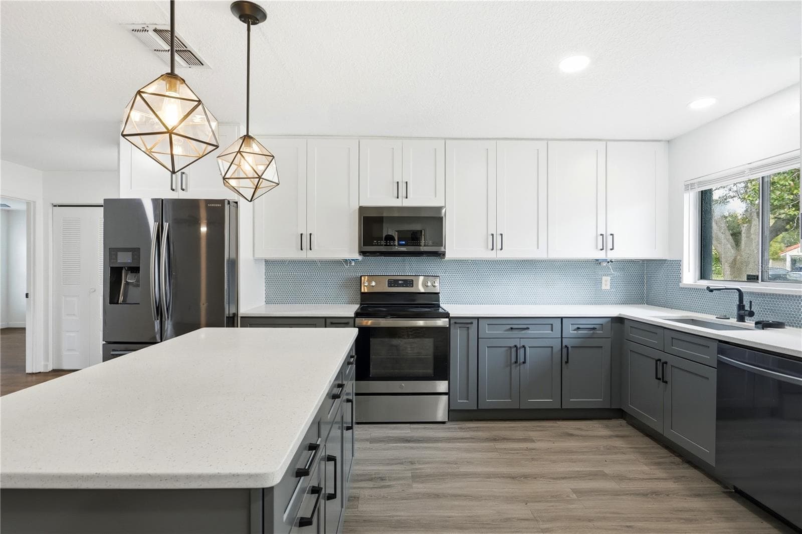 Single Family Residence at 10840 WILDERNESS CT, ORLANDO, photo 10 of 33