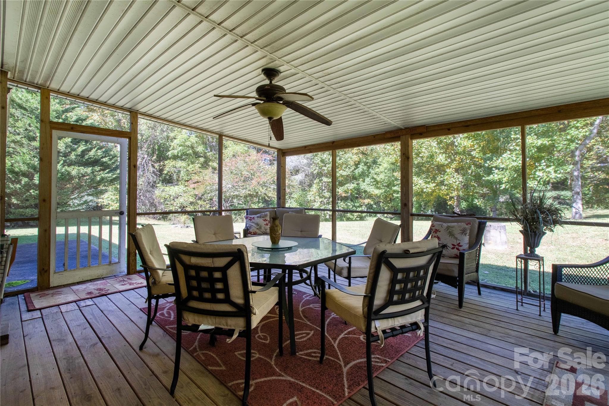 screened porch - 2586 Kim Miller Road, Lake Toxaway