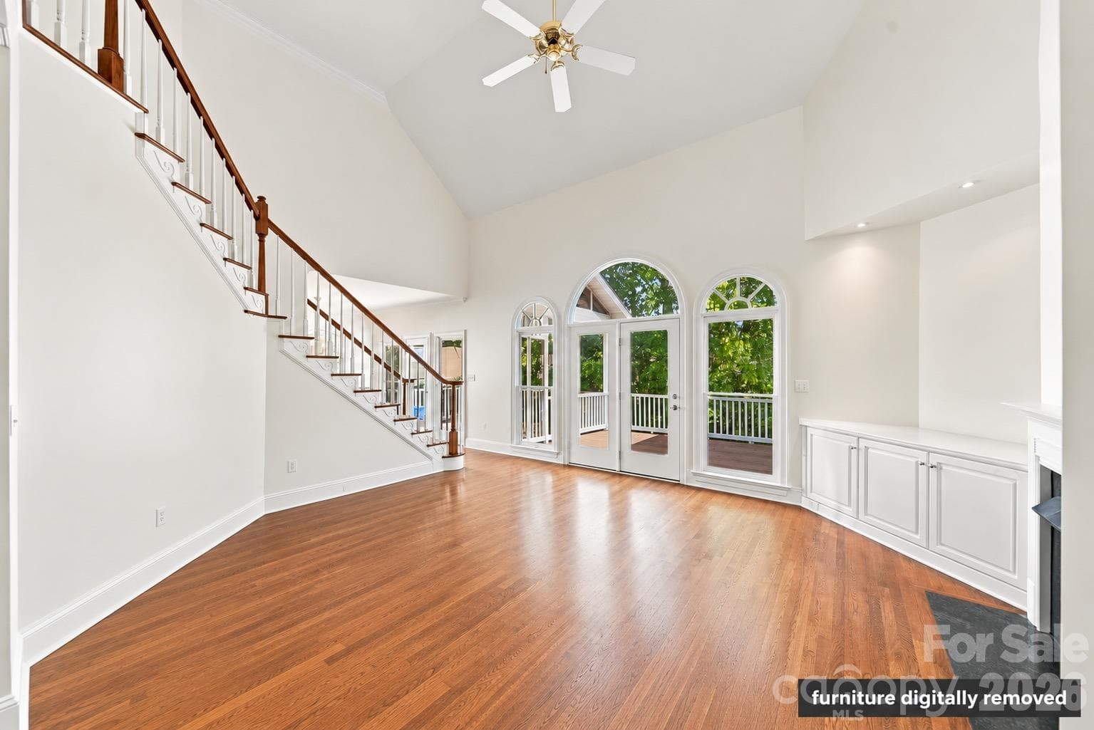 Single Family Residence at 5539 Sunstar Court, Charlotte, photo 5 of 47