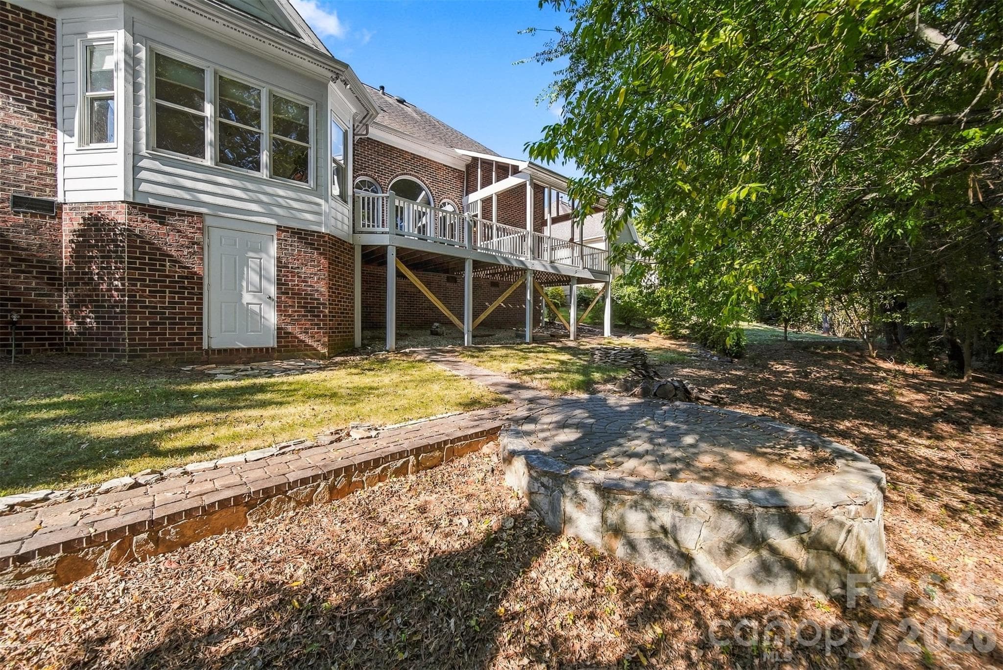Single Family Residence at 5539 Sunstar Court, Charlotte, photo 41 of 47