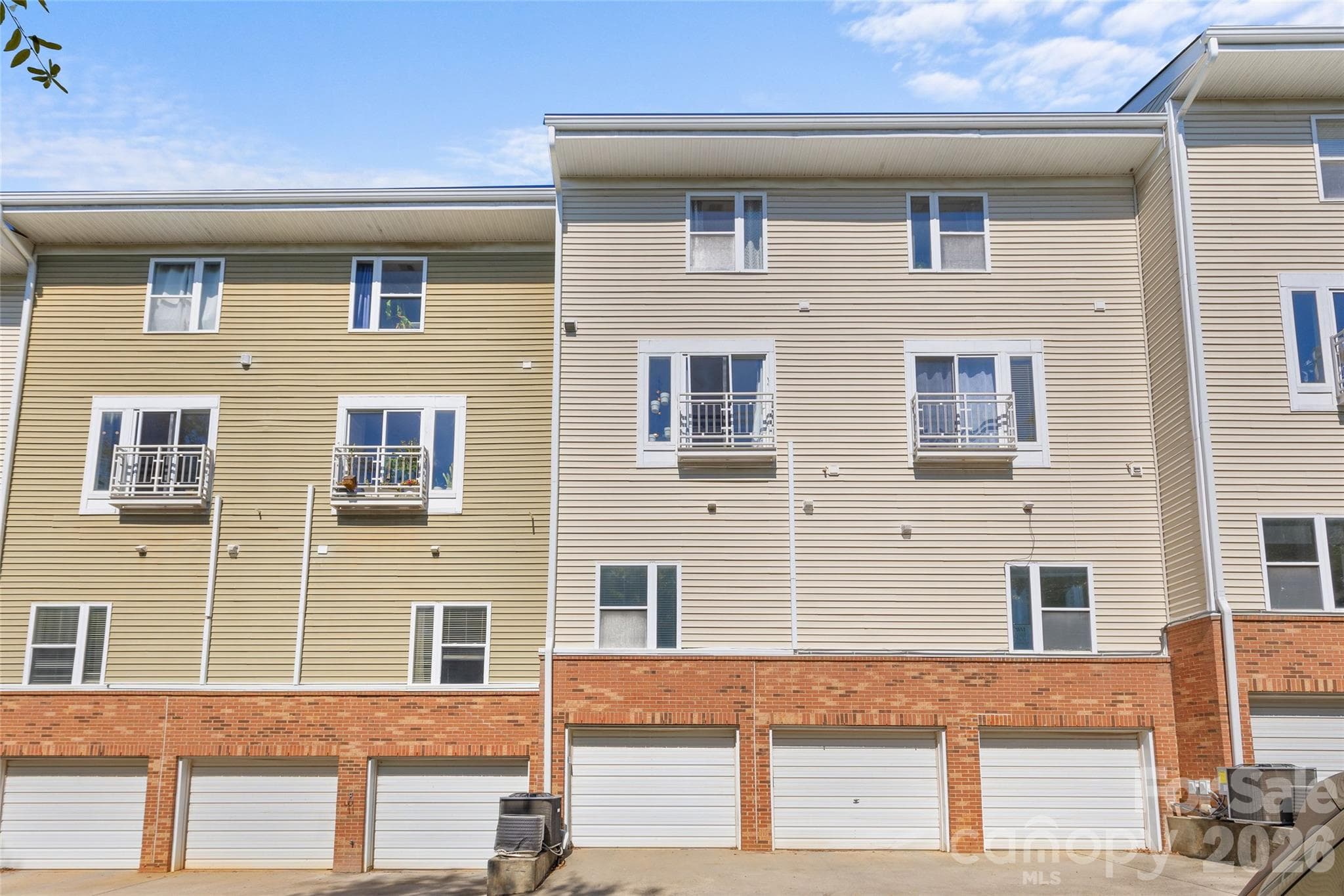 Secure garage parking - 3564 N Davidson Street, Charlotte