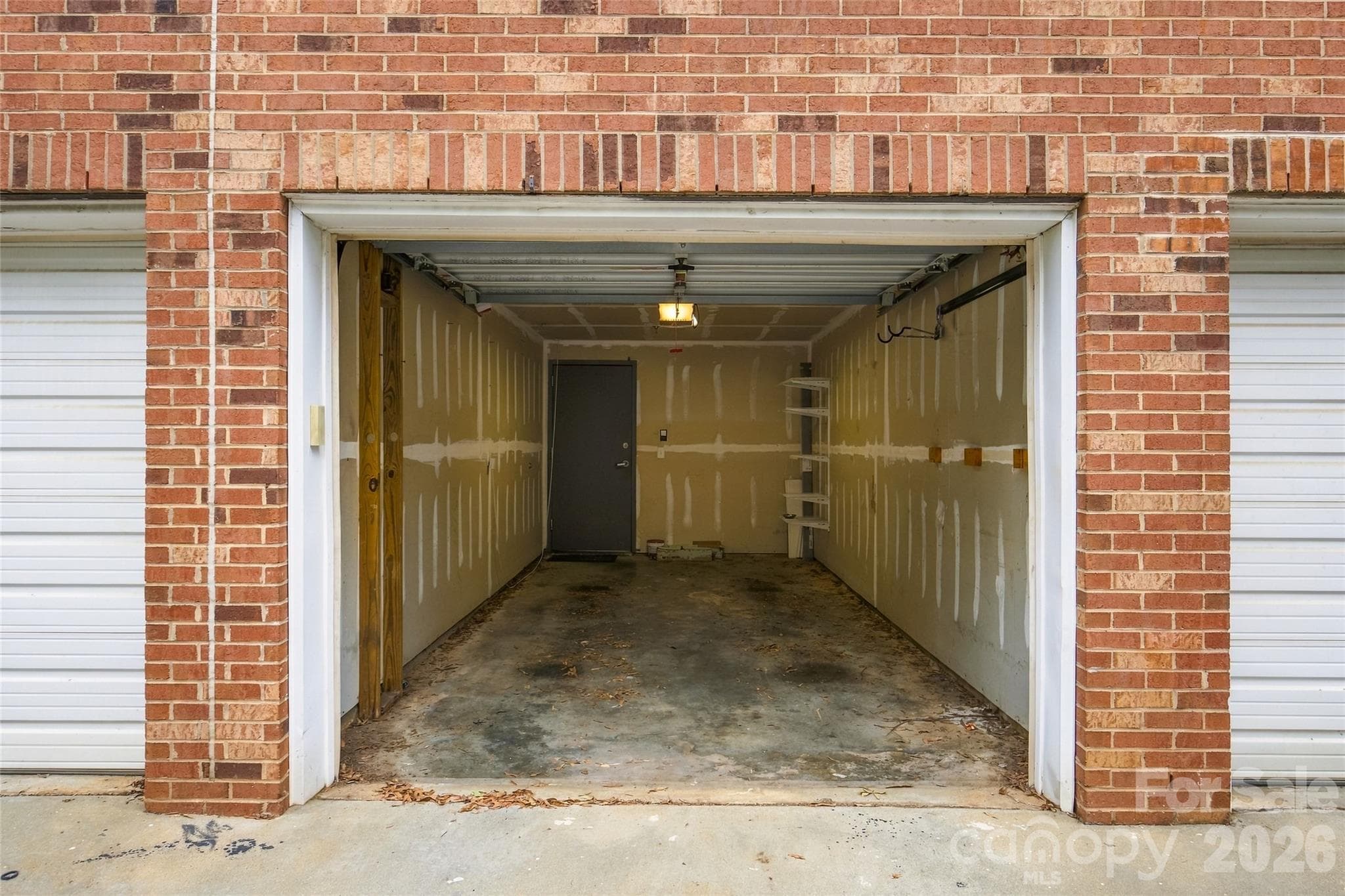 One car garage (209 sq. ft.) - 3564 N Davidson Street, Charlotte