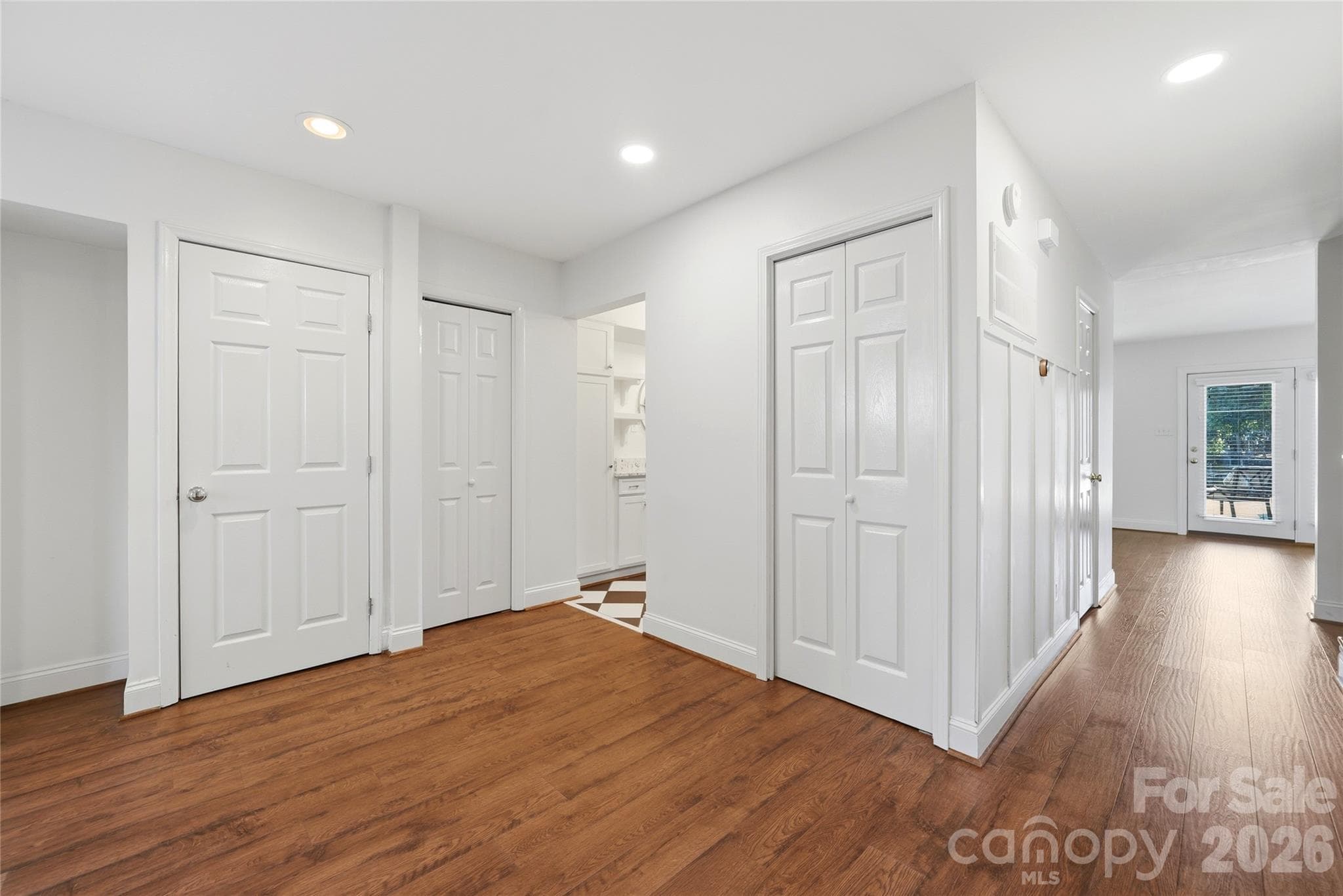 Townhouse at 8014 Westcape Drive, Denver, photo 8 of 31