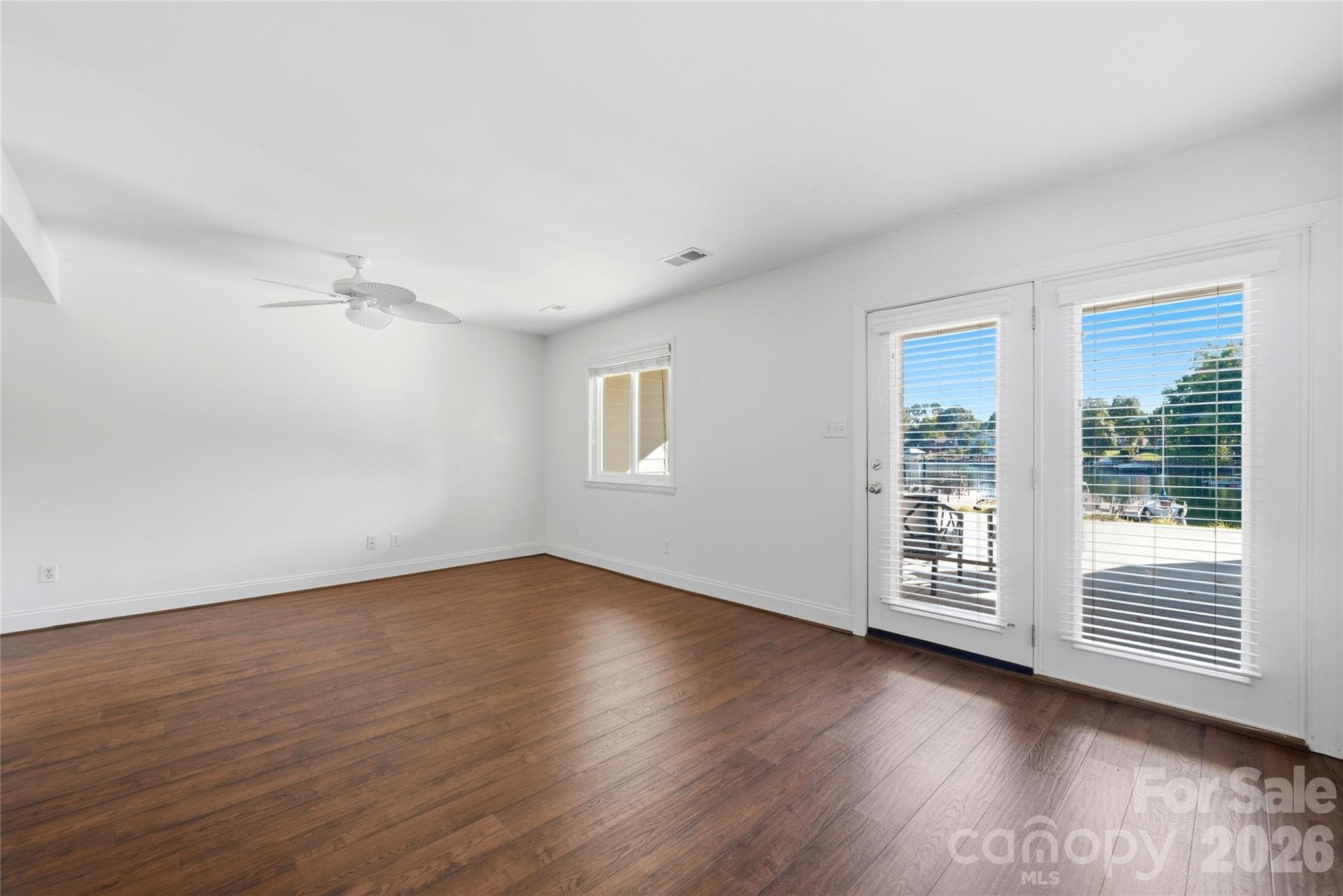 Townhouse at 8014 Westcape Drive, Denver, photo 16 of 31
