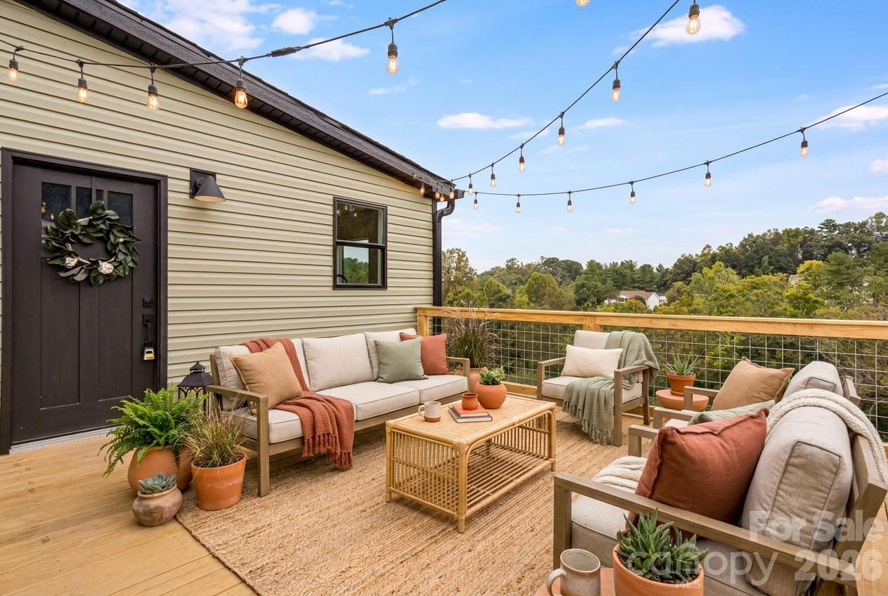 Virtually staged - 823 Jupiter Road, Weaverville